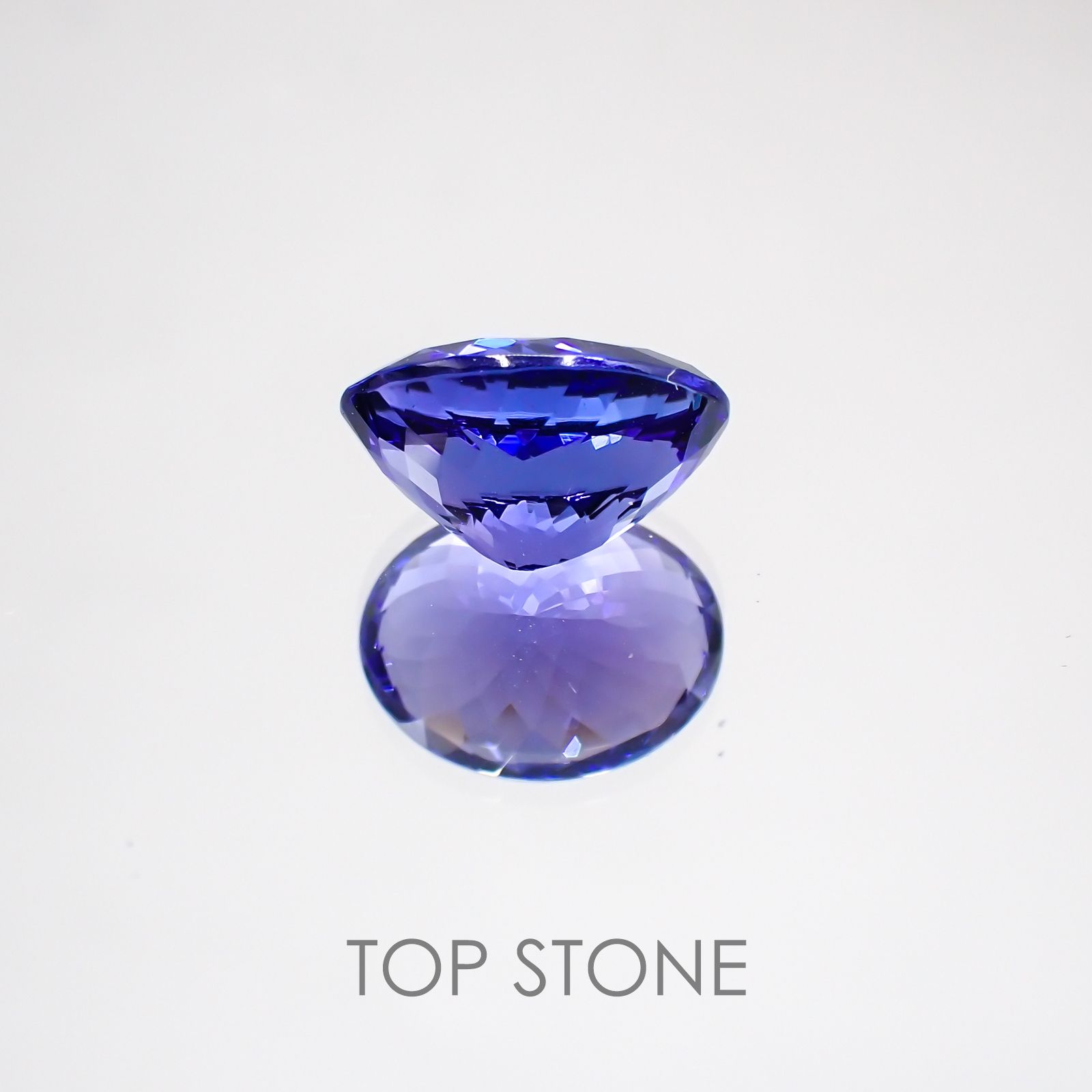 タンザナイト(宝石名タンザナイト) タンザニア産 4.242ct ソ付(彩珠)[210310318]11.5×8.8mm前後