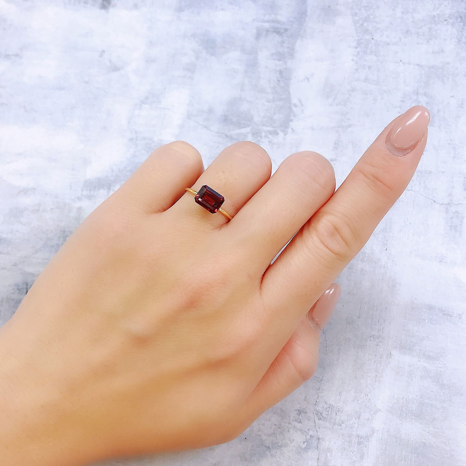 パイロープアルマンディンガーネット(宝石名パイロープ アルマンディン・ガーネット)ブラジル産 1.86ct 識別済[221219537]7.8x6mm前後
