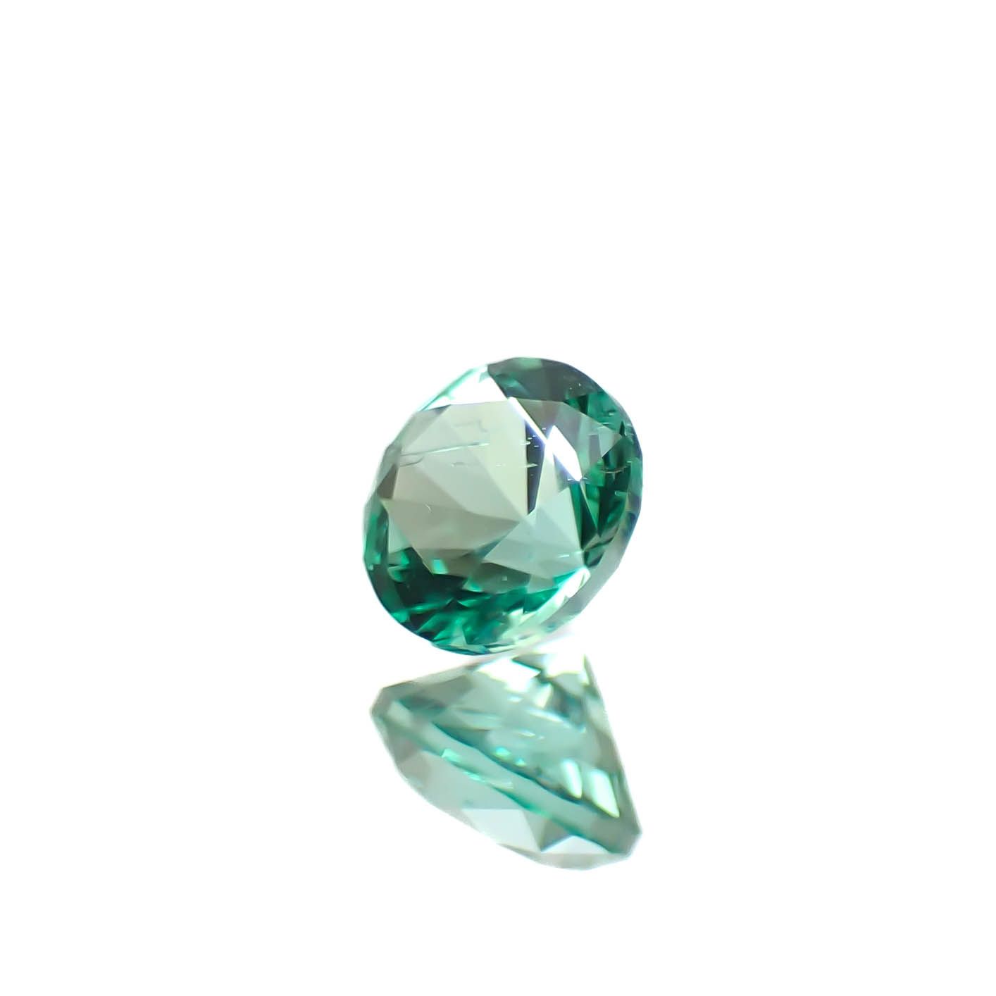 ノンオイルエメラルド ロシア産 0.13ct [250330101]3.1x3.1mm前後