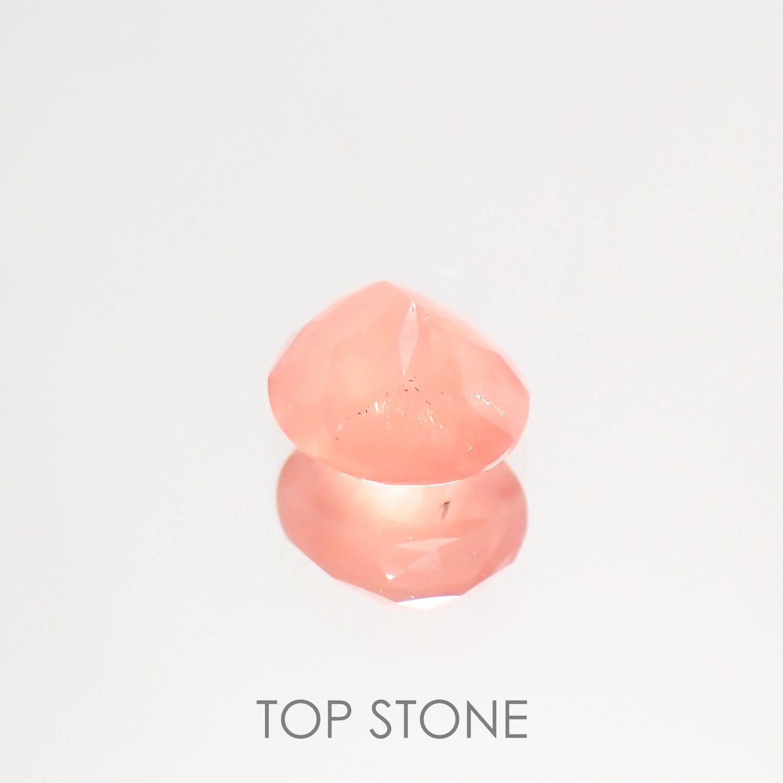 ロードクロサイト アルゼンチン カタマルカ産 ルース 0.96ct[210913330]6.4×5.6mm前後