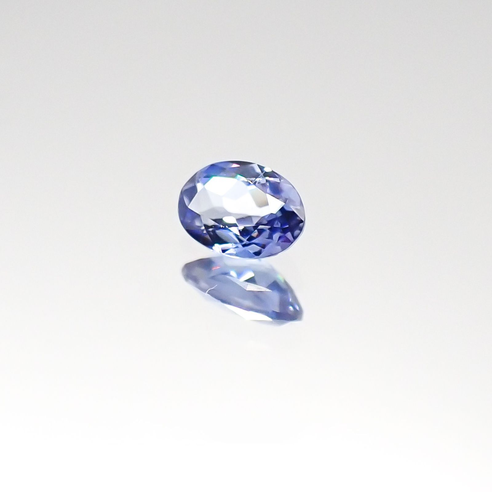 ベニトアイト(宝石名ベニトアイト) アメリカ・カリフォルニア産 0.15ct 識別済[20095842]3.9×2.8mm前後