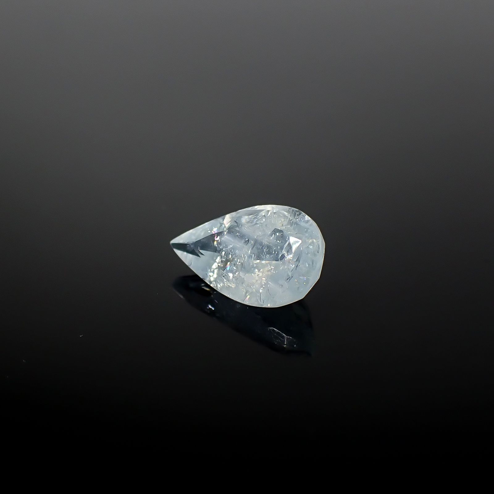 イリデッセンスアクアマリン ブラジル産 1.49ct [250730710]10.7x6.5mm前後