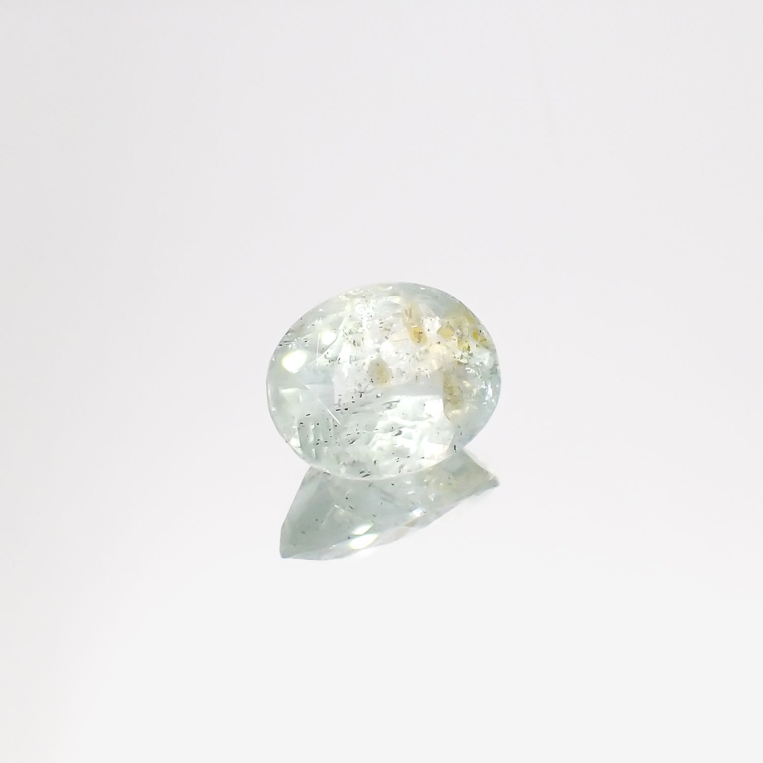 オーロラアクアマリン ブラジル産 6.73ct[231224674]14.3x11.3mm前後
