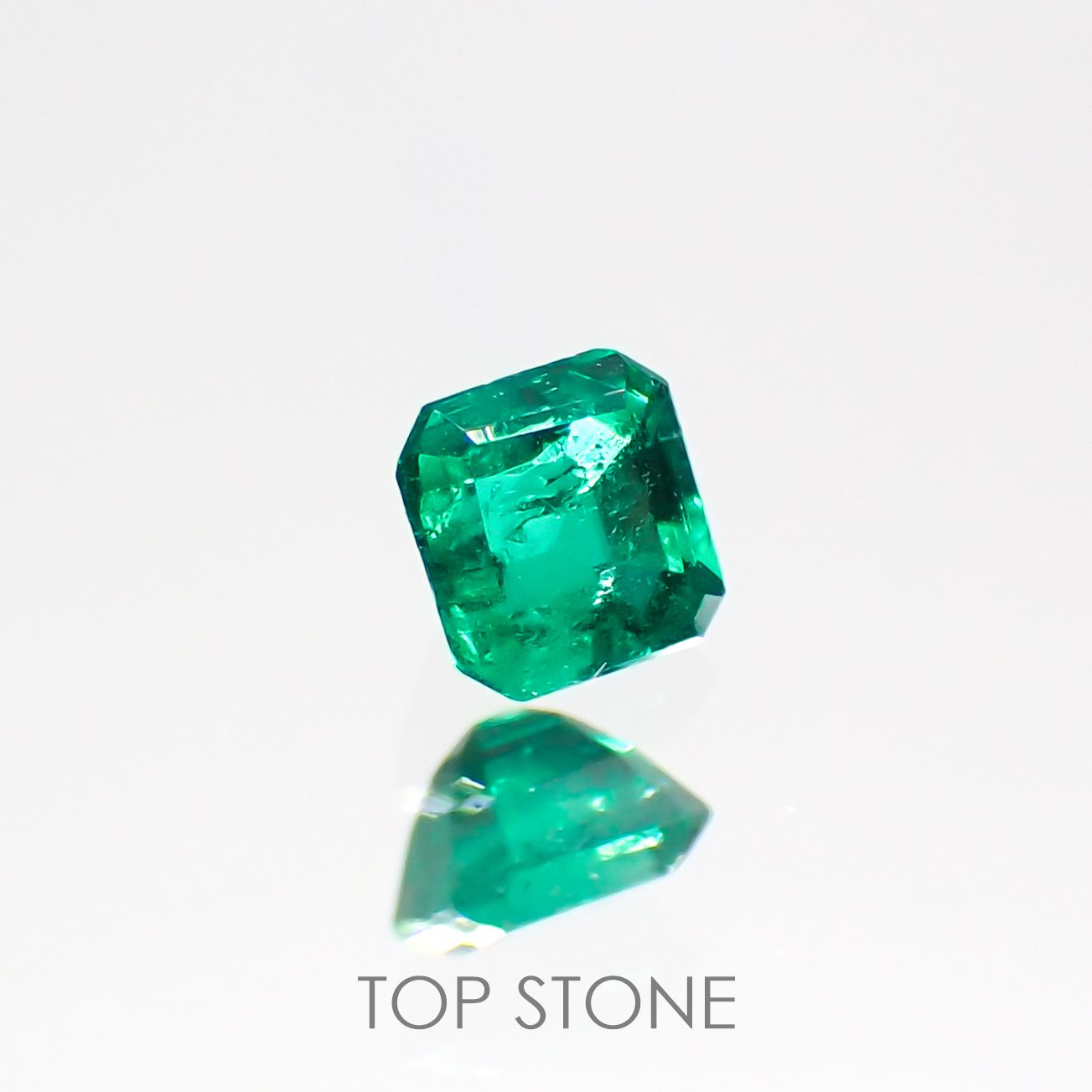 エメラルド コロンビア産 ルース 0.11ct[201912835]2.8×2.7mm前後