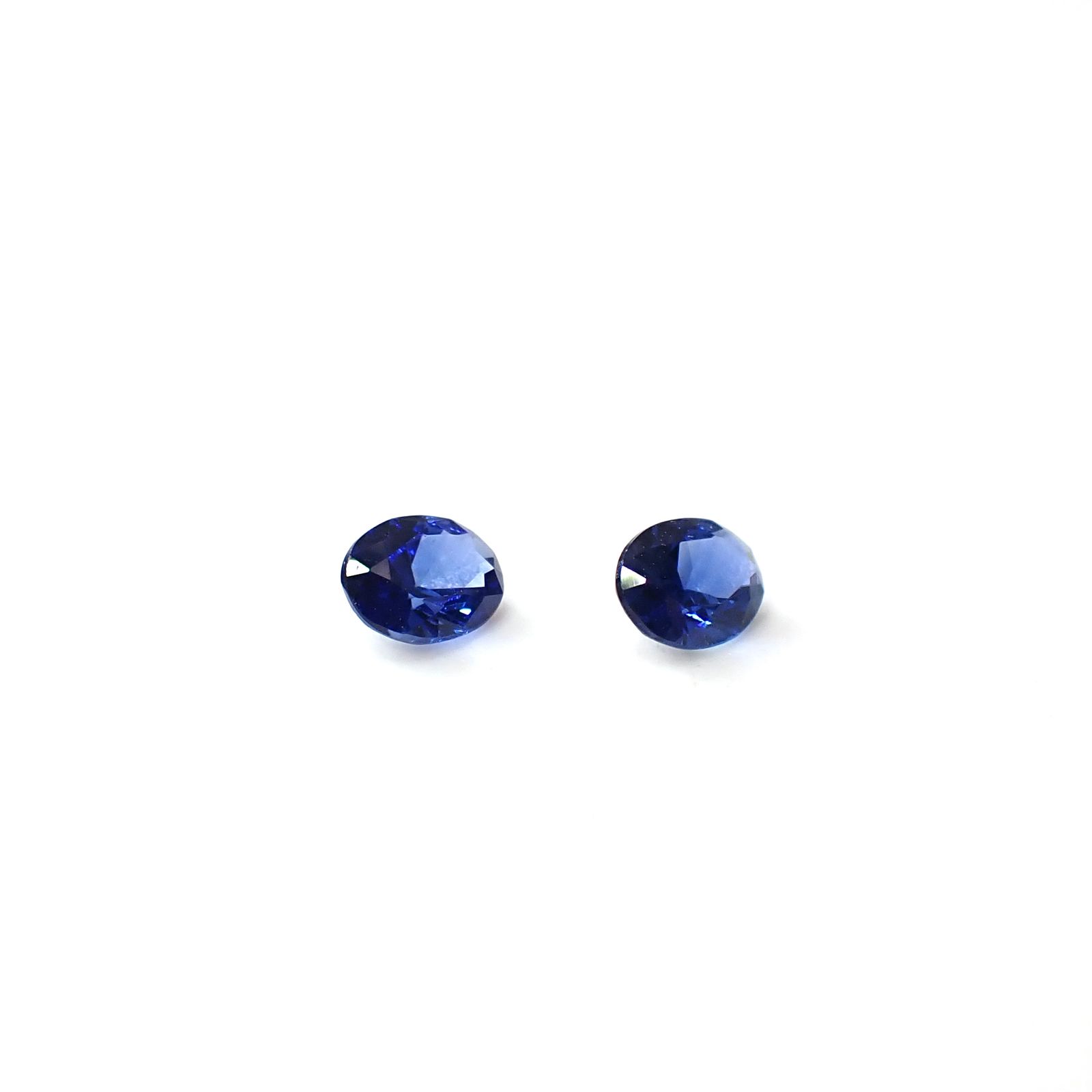 ◇ペアセット◇サファイア スリランカ/マダガスカル産 0.38ct(2pcs合計) [250830993]3.9-4.0x3mm前後