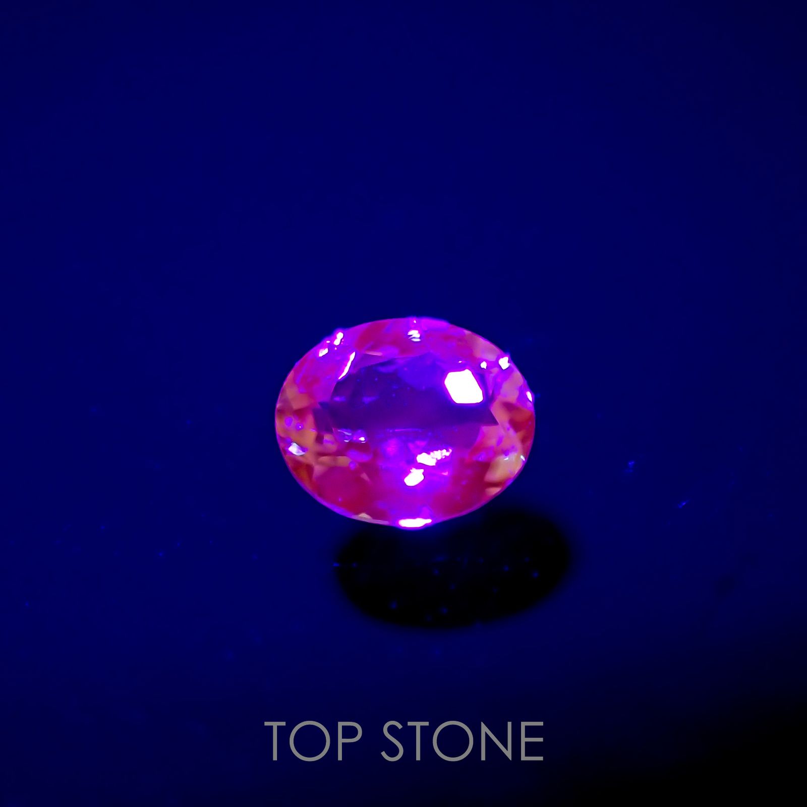ミントガーネット(宝石名グリーン グロッシュラー・ガーネット) タンザニア産 0.44ct 識別済[210711534]5.3×4.1mm前後