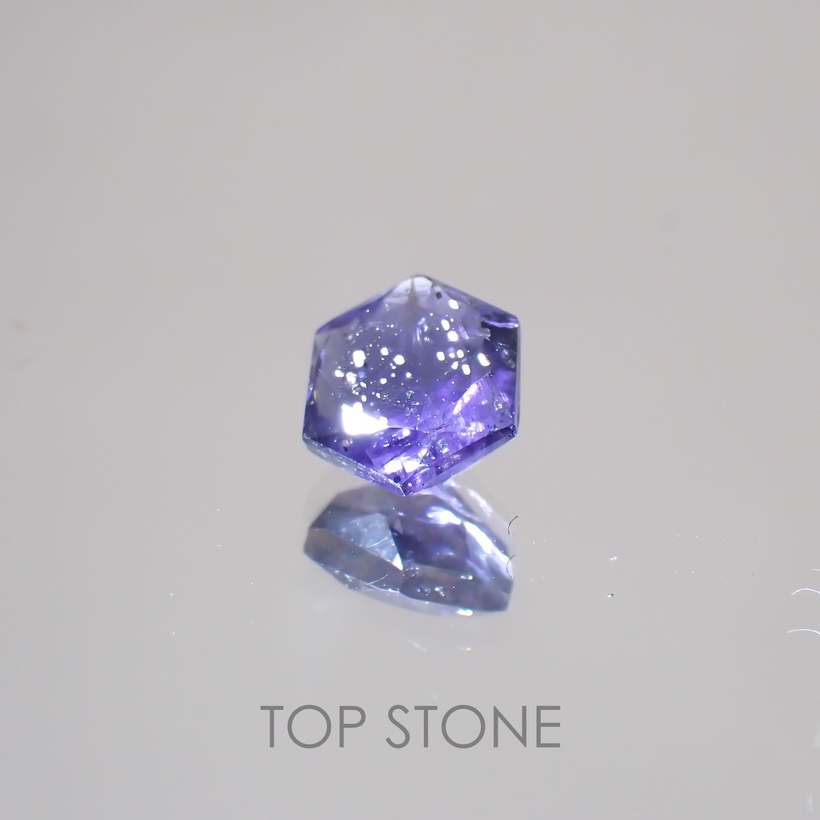 アイオライトサンストーン ブラジル産 ルース 0.5ct[21059242]5.5×5.5mm前後
