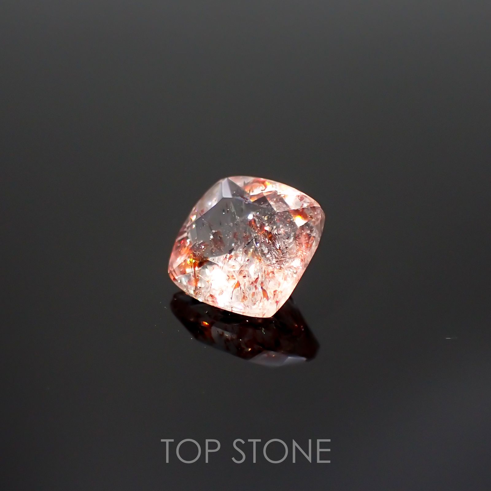 ファイヤークォーツ ナイジェリア産 1.37ct[220114756]7.1x7mm前後