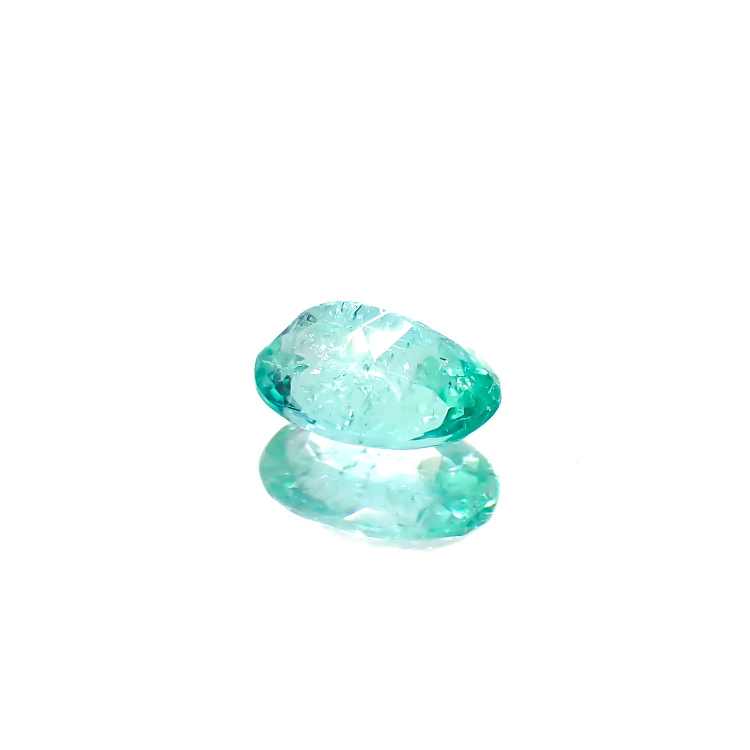 パライバトルマリン ブラジル・パライバ州バターリャ鉱山産 0.26ct[240928740]4.9x3.6mm前後