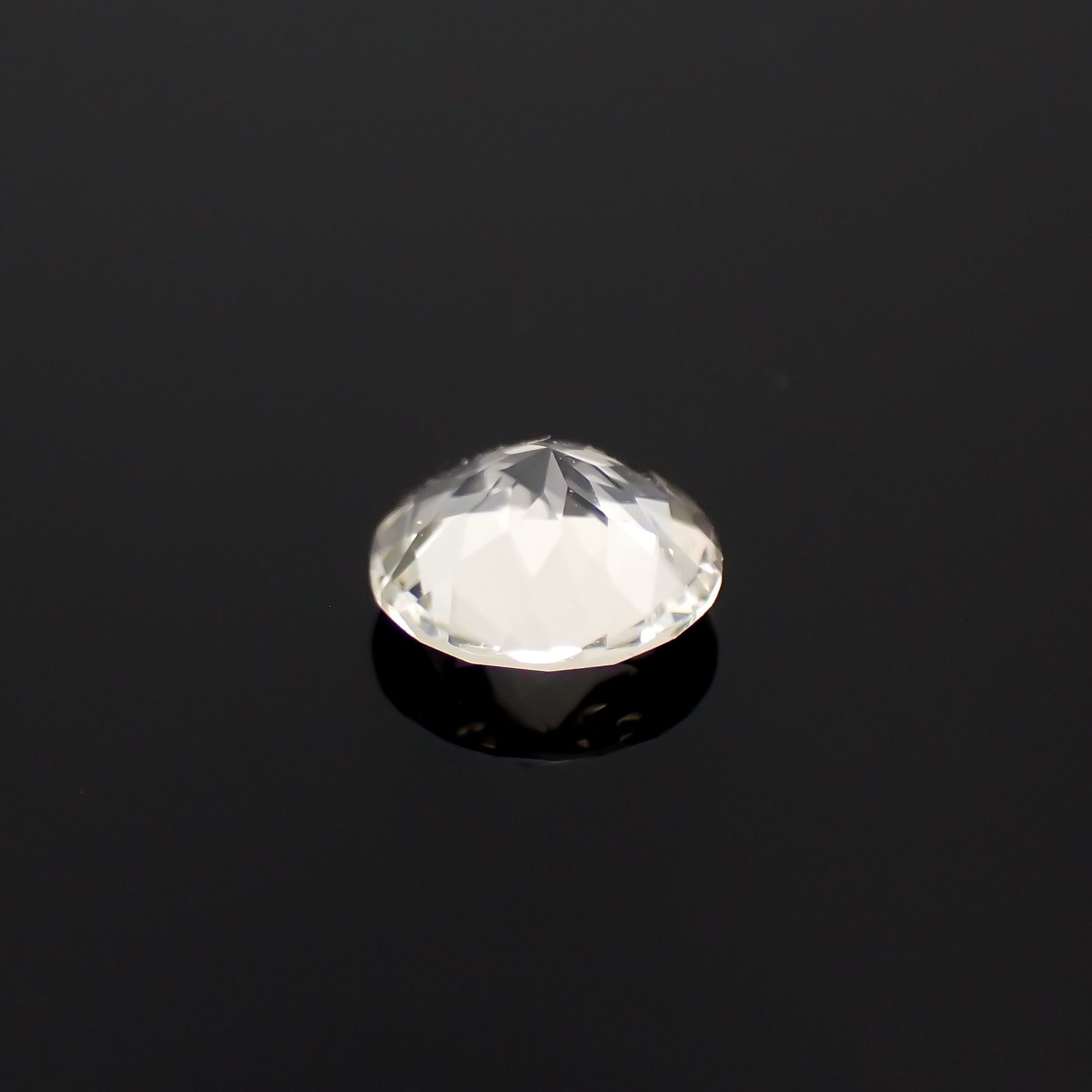 含バリウム・サニディン(宝石名サニディン)ドイツ産 0.62ct 識別済[231224967]6x6mm前後