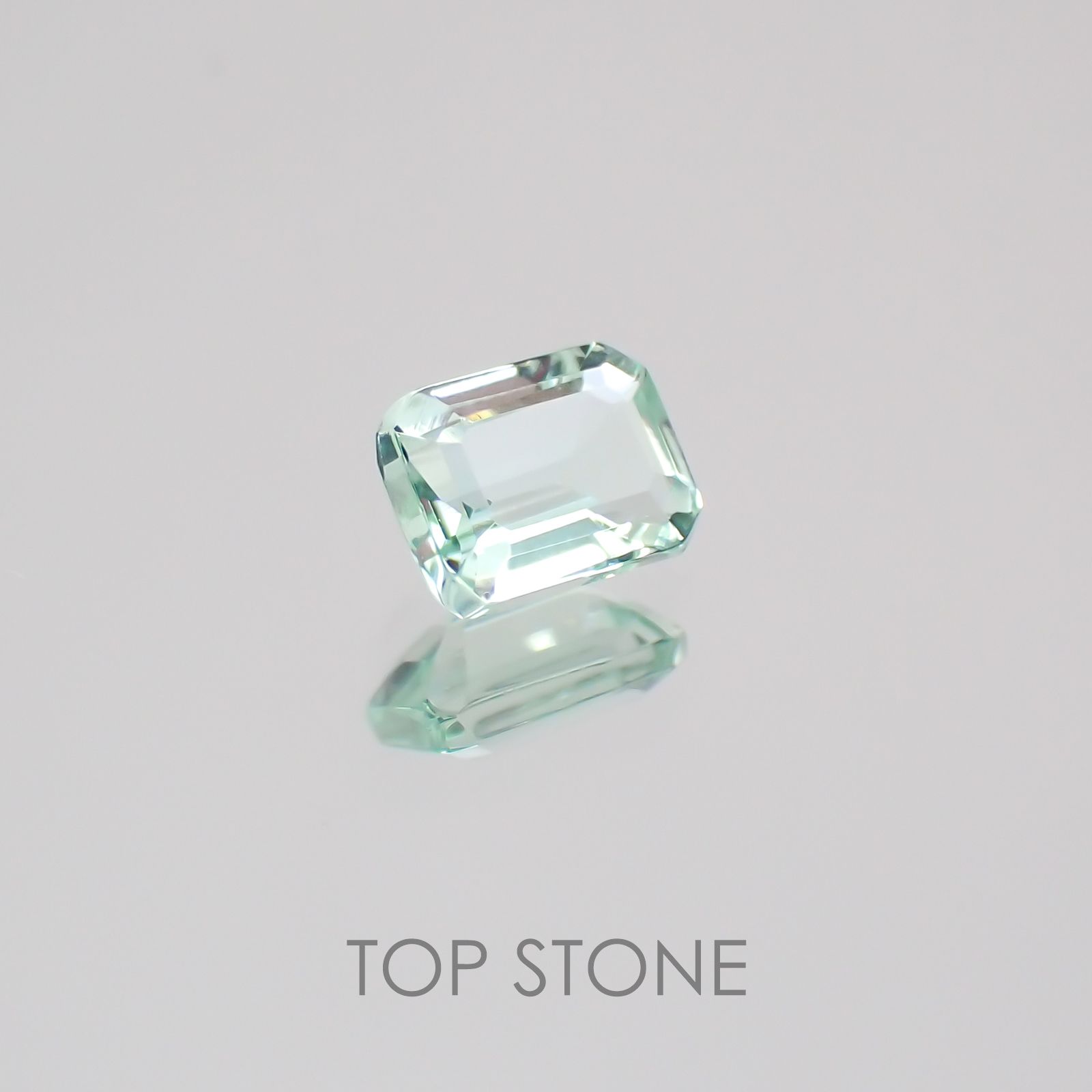 ミントベリル(グリーンベリル) ブラジル産 ルース 0.16ct[21059707]4×3mm前後
