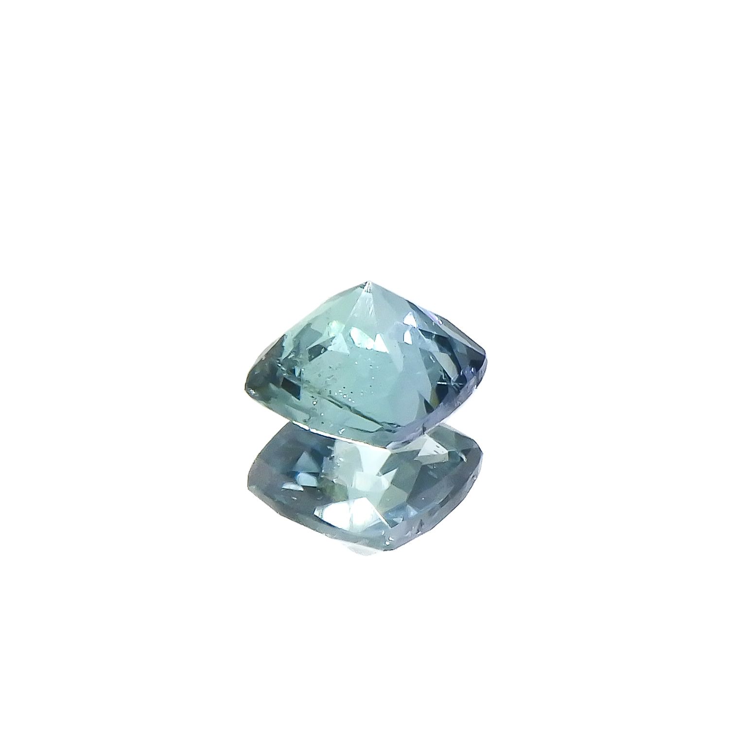 ブルーグリーンコーネルピン タンザニア産 0.32ct[231224506]4x4mm前後