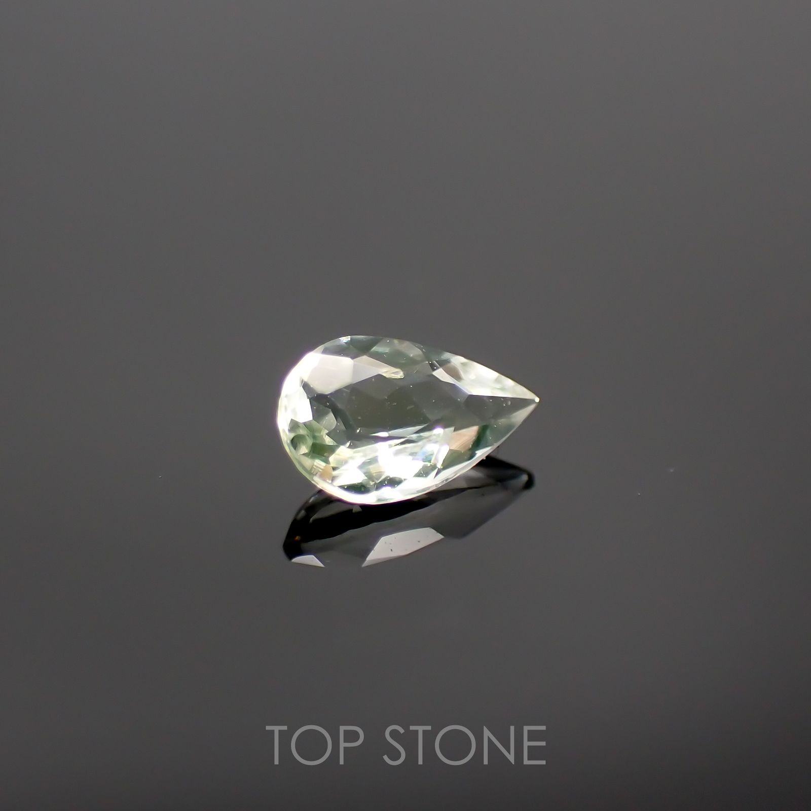 ハイアライトオパール(宝石名オパール) メキシコ産 0.154ct ソ付(彩珠)[210711152]5.2×3.2mm前後