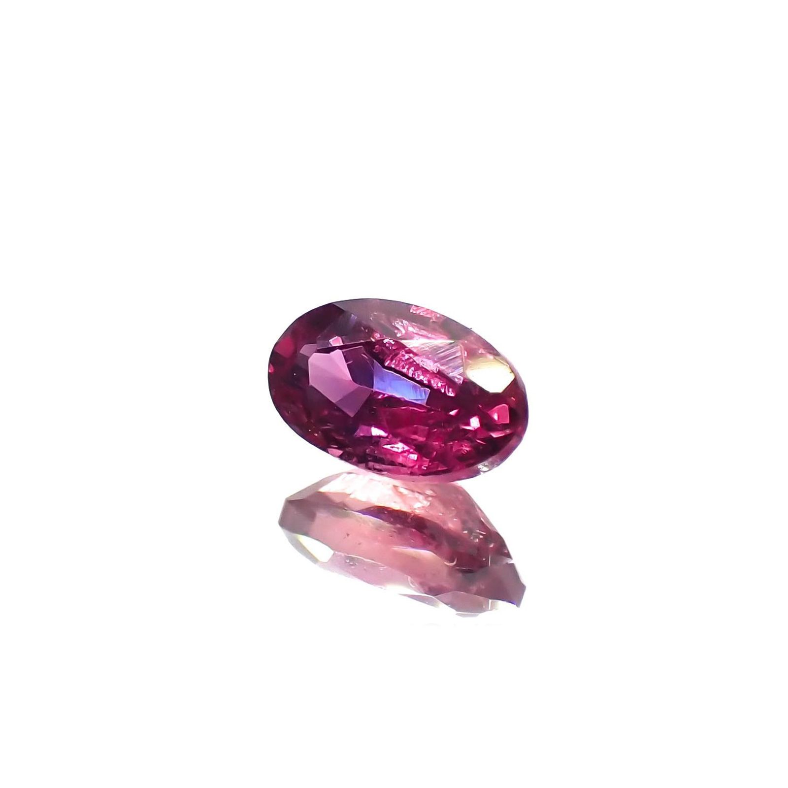 ウィンザーサファイア タンザニア・ウィンザー産 0.38ct [251219588]5.2x3.1mm前後