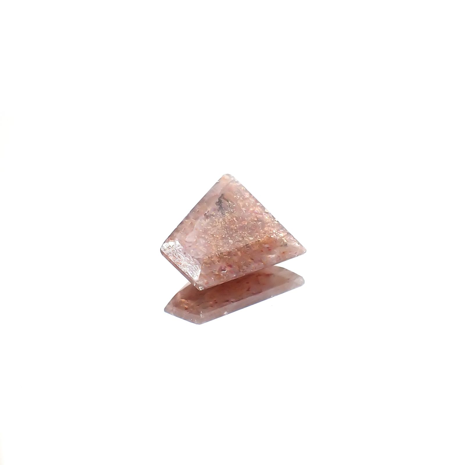 ◇カスタムカット◇ブラッドショットアイオライト インド産 2.63ct[240125391]10.8x10.6mm前後