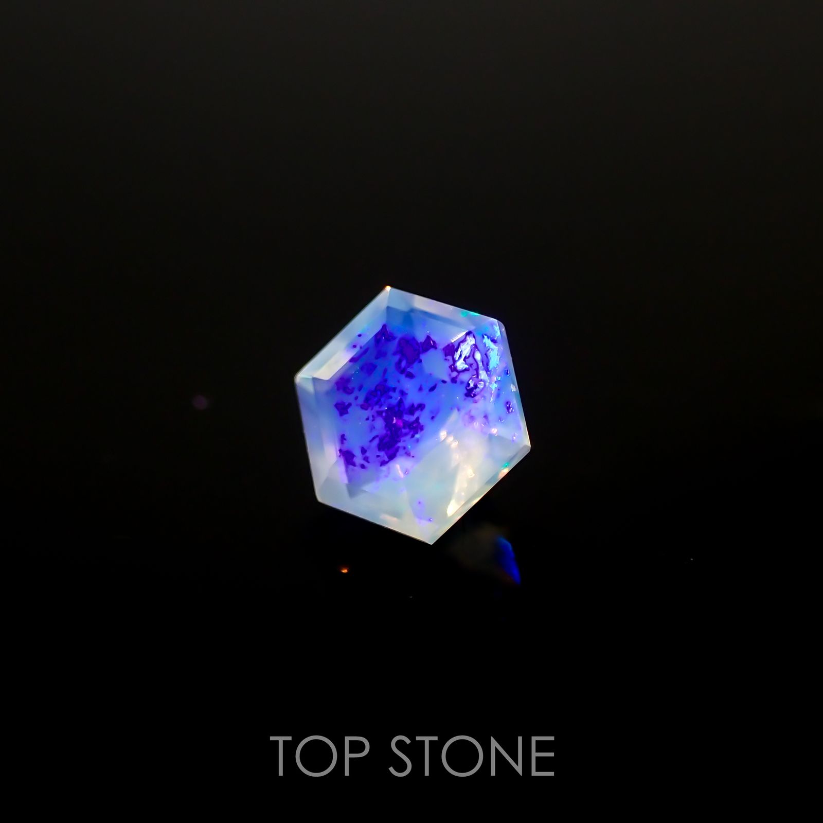 ◇ヘキサゴンカット◇エチオピアオパール(宝石名オパール)エチオピア産 0.22ct 識別済[220115475]4.2x4.2mm前後