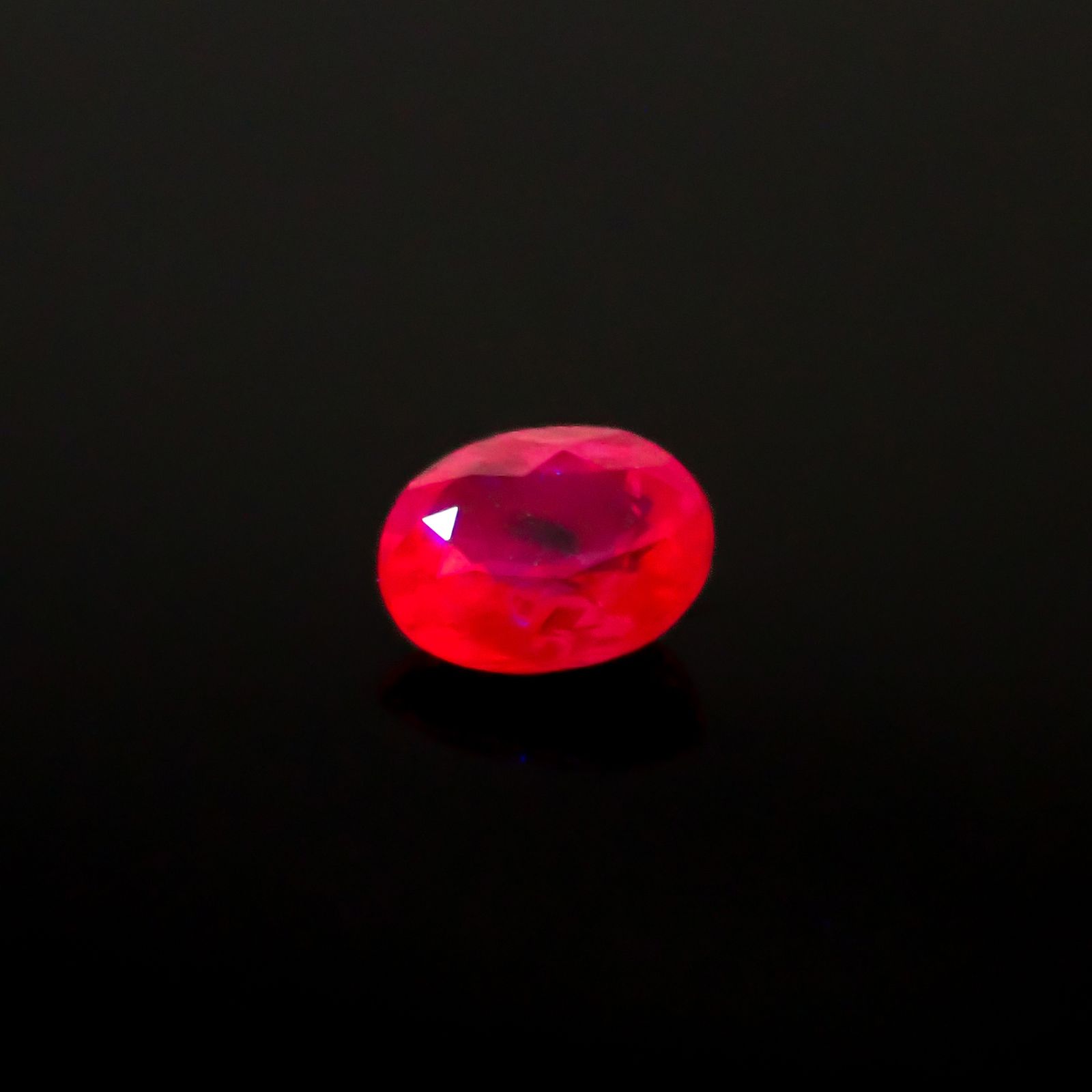 ルビー 非加熱 ビルマ産 0.28ct[240628044]4.2x3.4mm前後