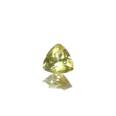 スフェーン マダガスカル産 0.30ct[240627906]4.1x4mm前後