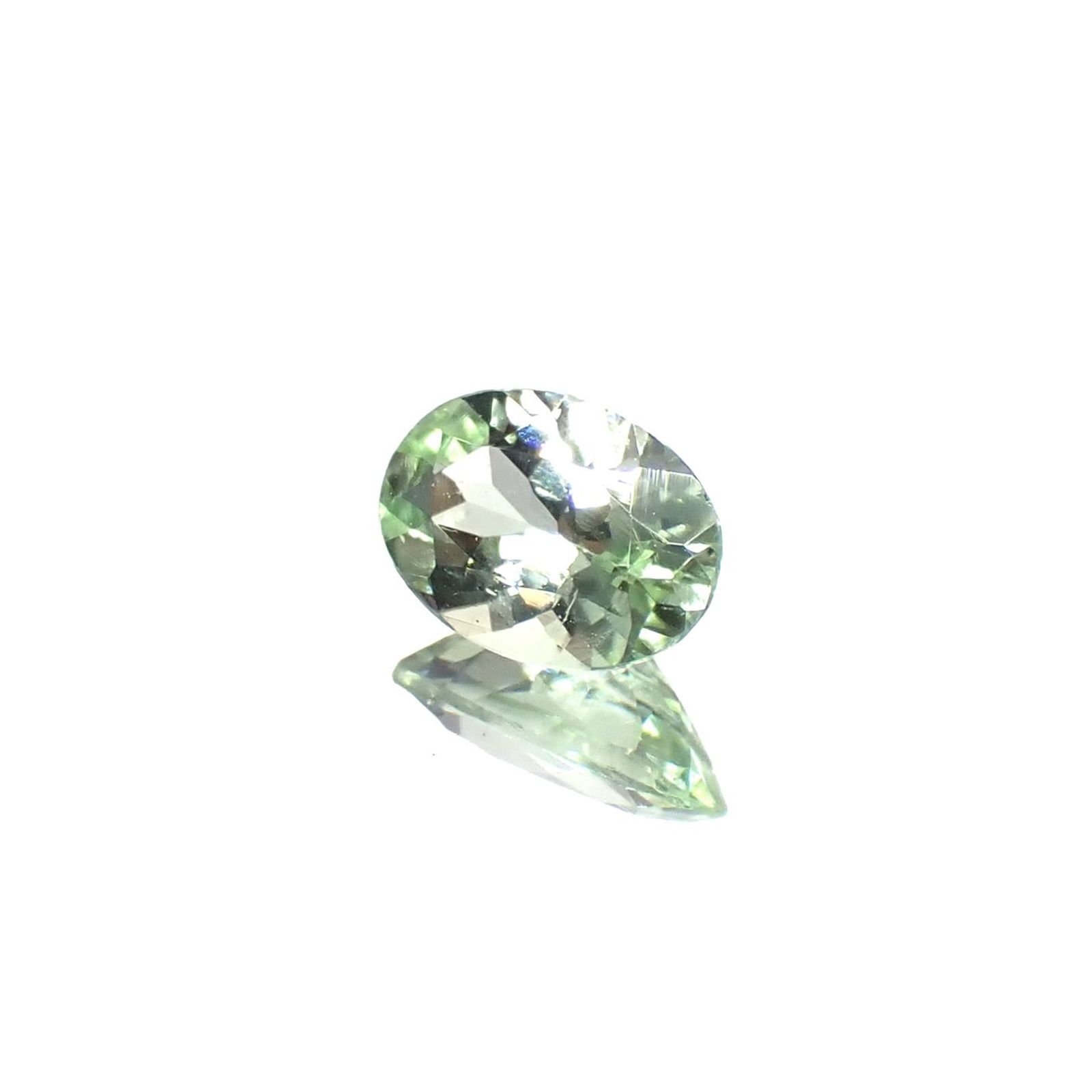 ミントペリドット パキスタン/ノルウェー産 0.42ct / 6.1x4.1mm前後 [250730638]