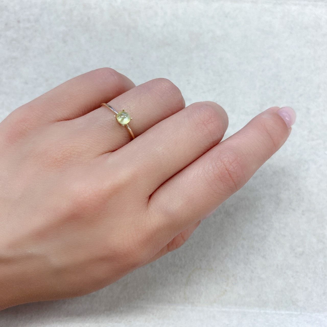 クリソベリルキャッツアイ(宝石名クリソベリル・キャッツアイ) スリランカ産 0.64ct 識別済[210711495]4.3×4.3mm前後