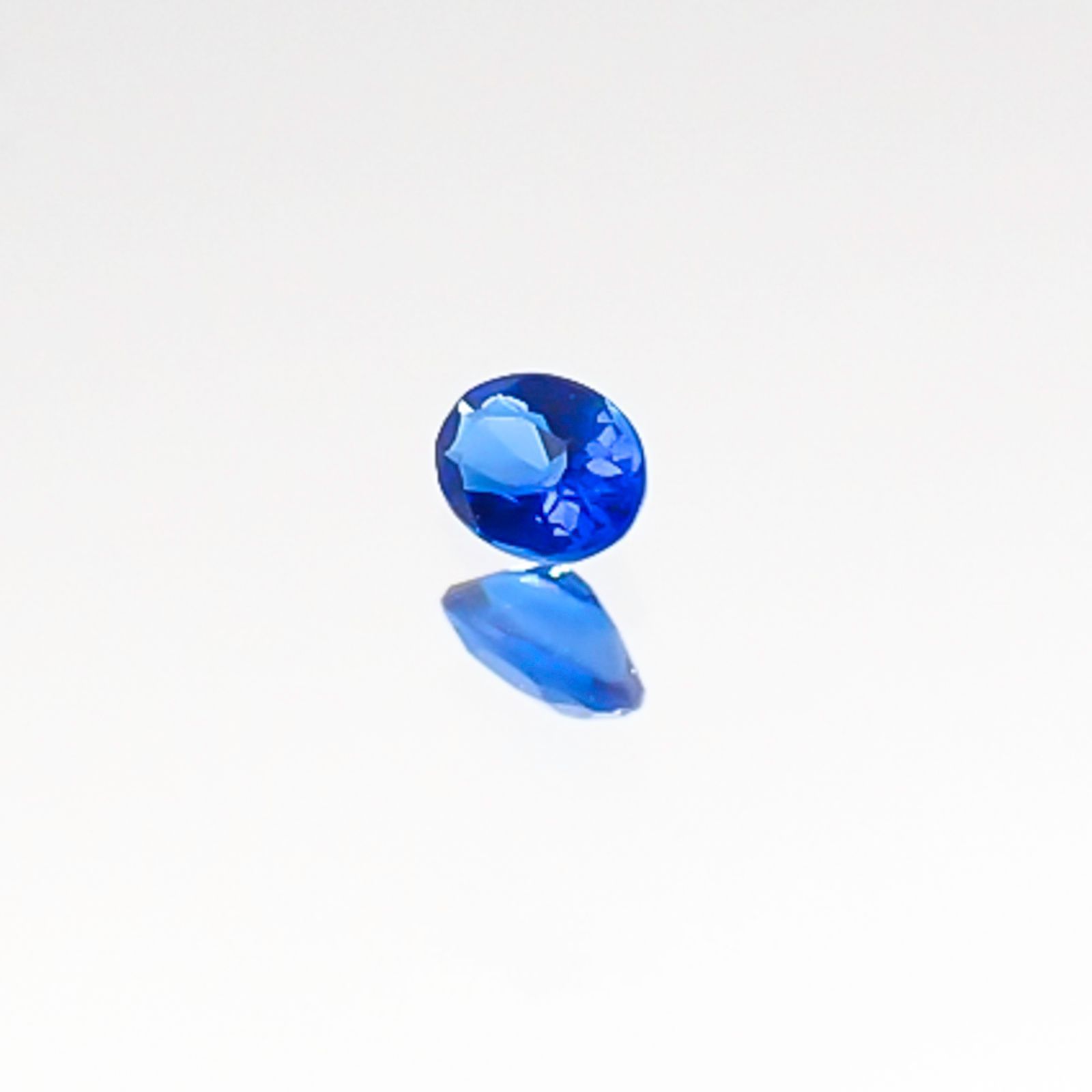 アウイナイト ドイツ産 ルース 0.03ct[20106498]2.4×1.8mm前後