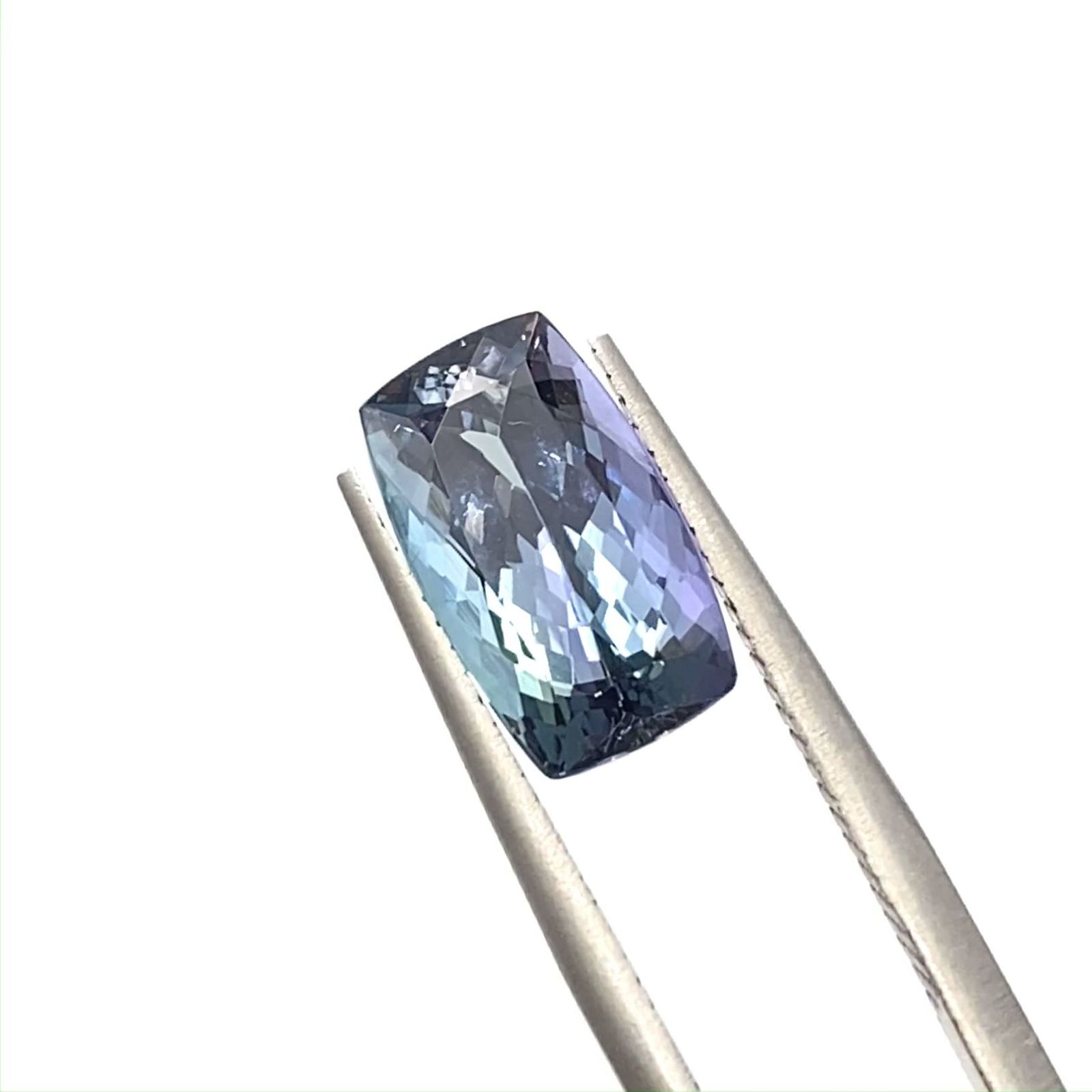 バイカラータンザナイト(宝石名ゾイサイト)タンザニア産 識別済 3.52ct