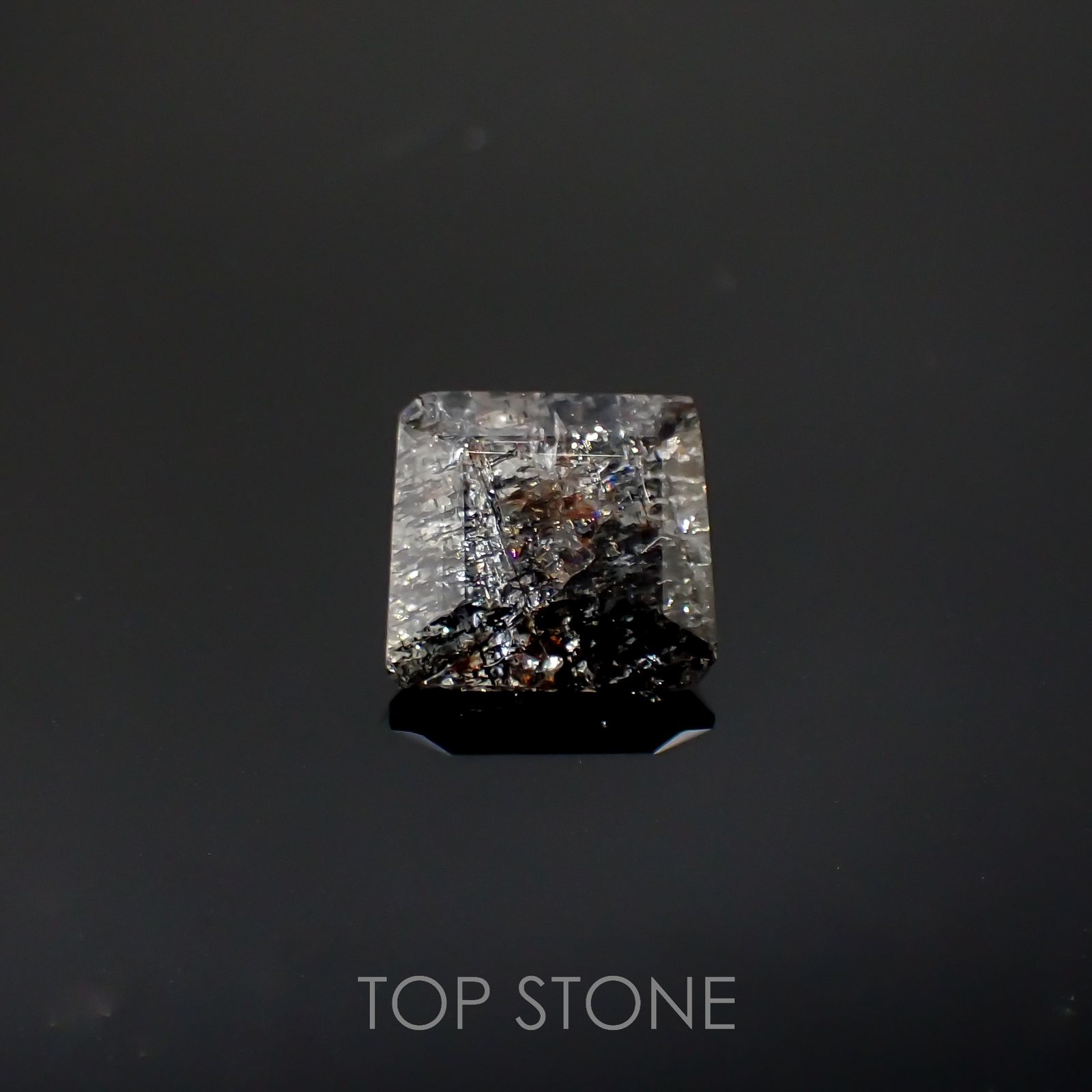 モスアクアマリン ブラジル産 1.62ct[220716798]7.8x7.3mm前後