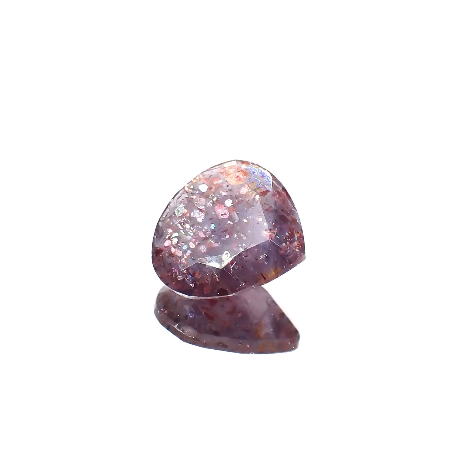 ブラッドショットアイオライト インド産 1.63ct[230923348]9x8.9mm前後