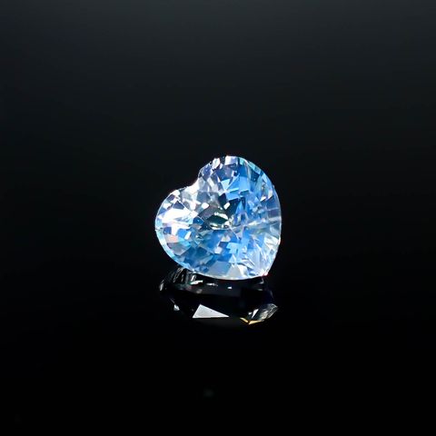 レインボームーンストーン ザンビア産 0.35ct [250730910]4.4x4.5mm前後