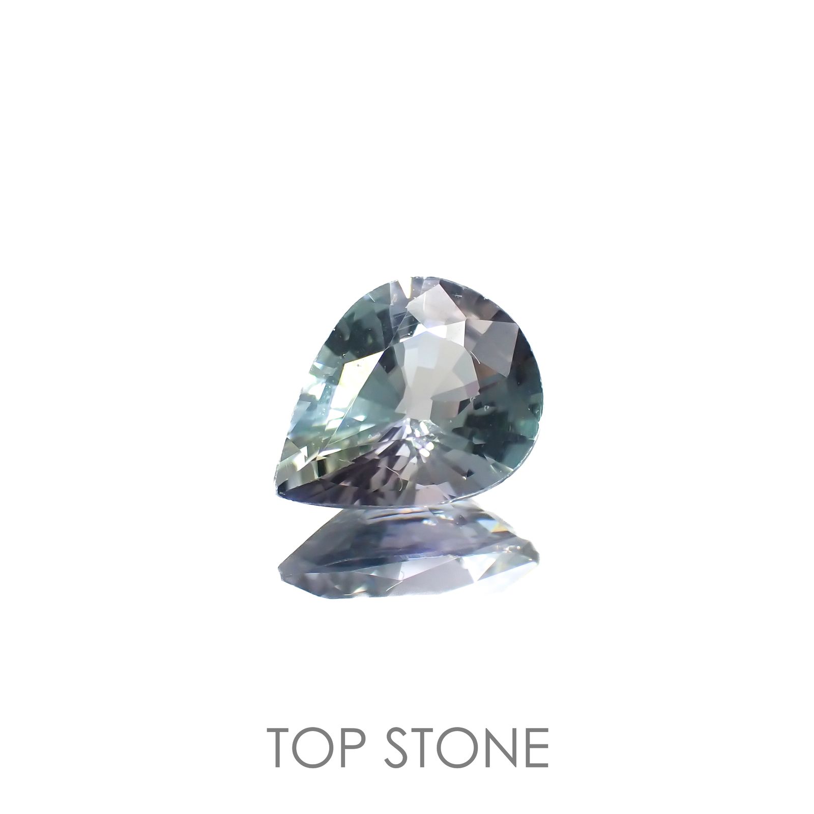 バイカラータンザナイト(宝石名タンザナイト)タンザニア産 0.96ct 識別済[220917743]7.6x5.8mm前後