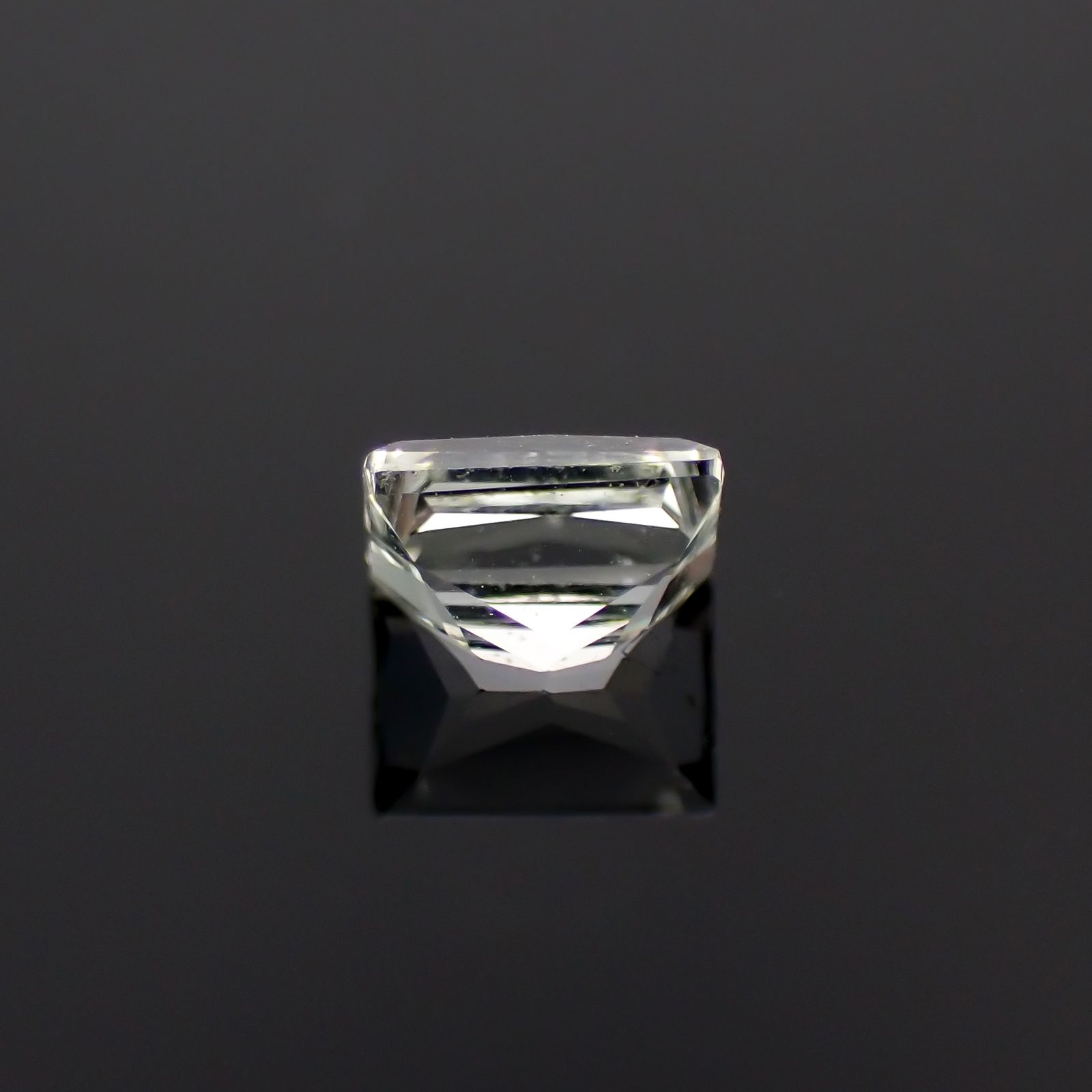 リューコガーネット ビルマ産 0.30ct[230923537]4.1x2.9mm前後