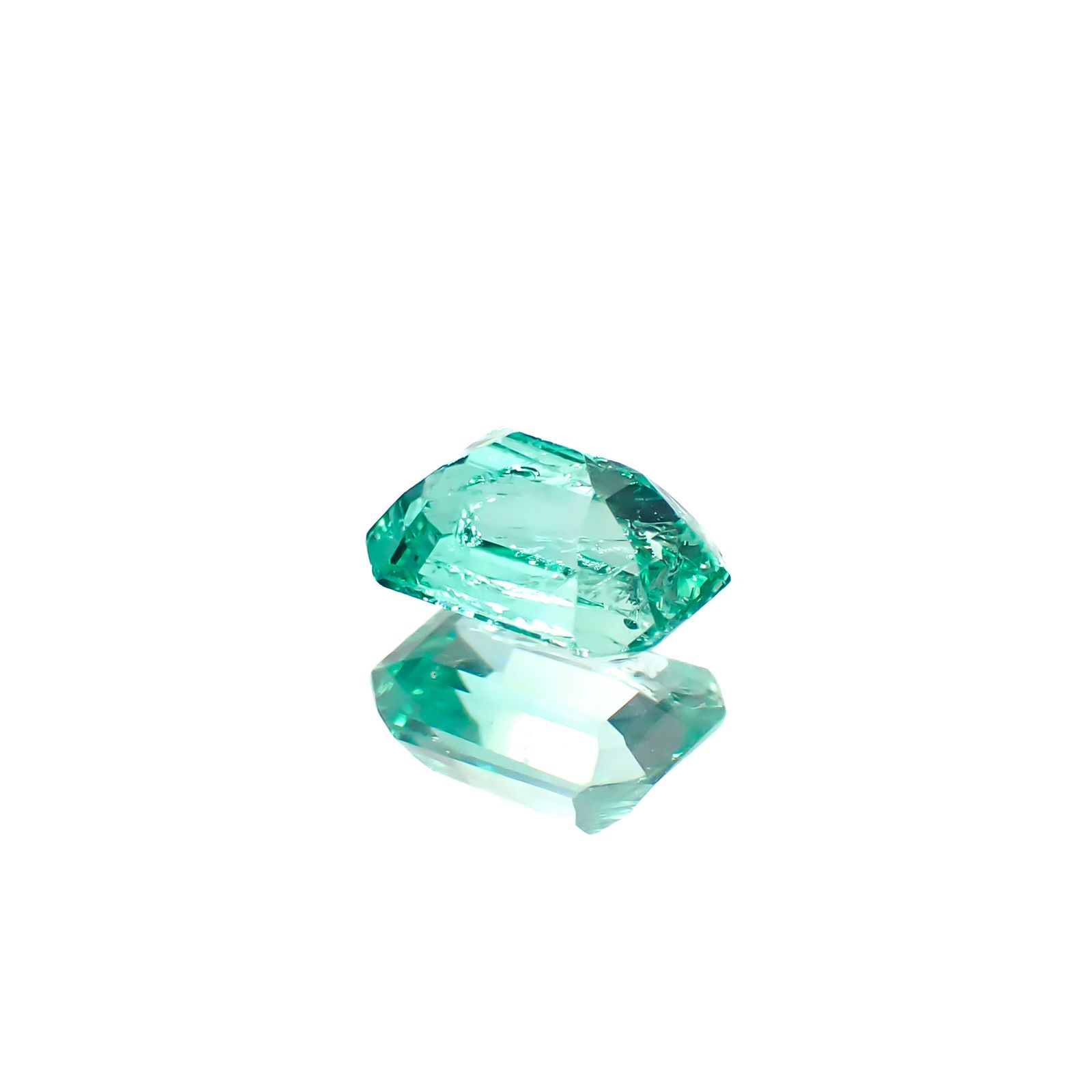 エメラルド コロンビア産 0.24ct[240627904]4.5x3.1mm前後