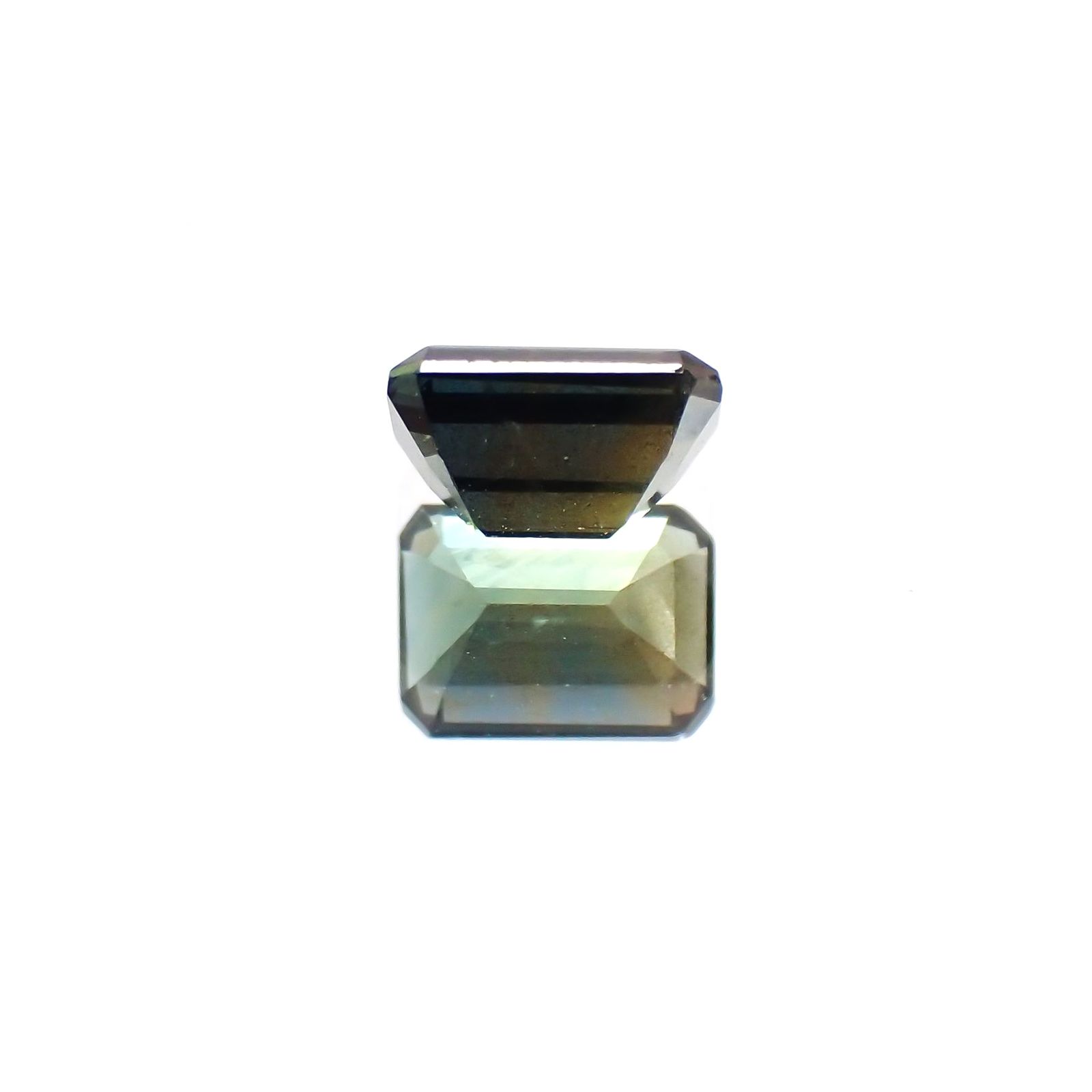 ゴールドシーンサファイア(宝石名シーン・サファイア) ケニア産 0.56ct 識別済[25129296]5.1×3.7mm前後