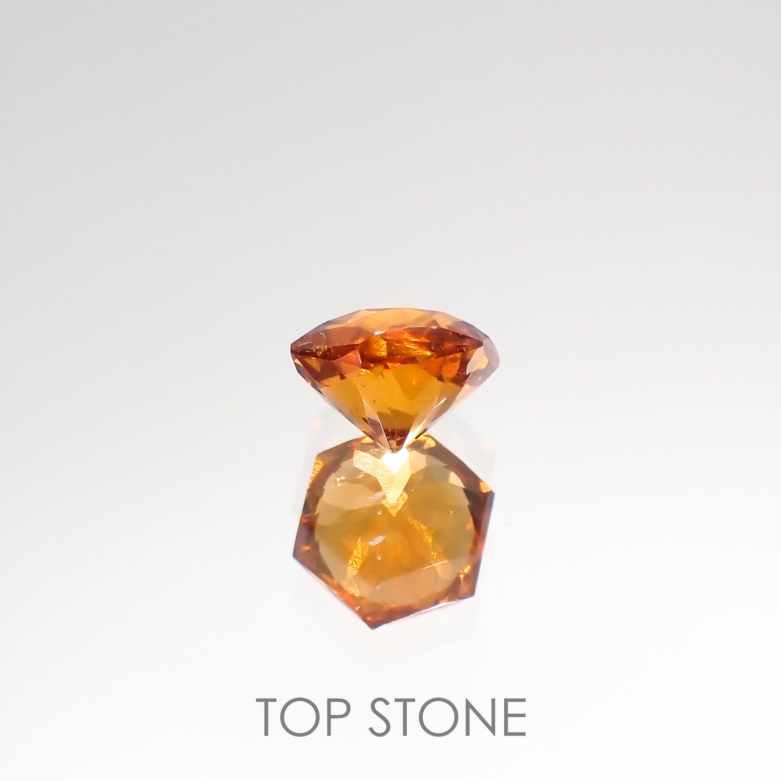 ◇ヘキサゴンカット◇ヘソナイトガーネット(宝石名ガーネット) スリランカ産 1.01ct 識別済[210812685]5.5×5.4mm前後
