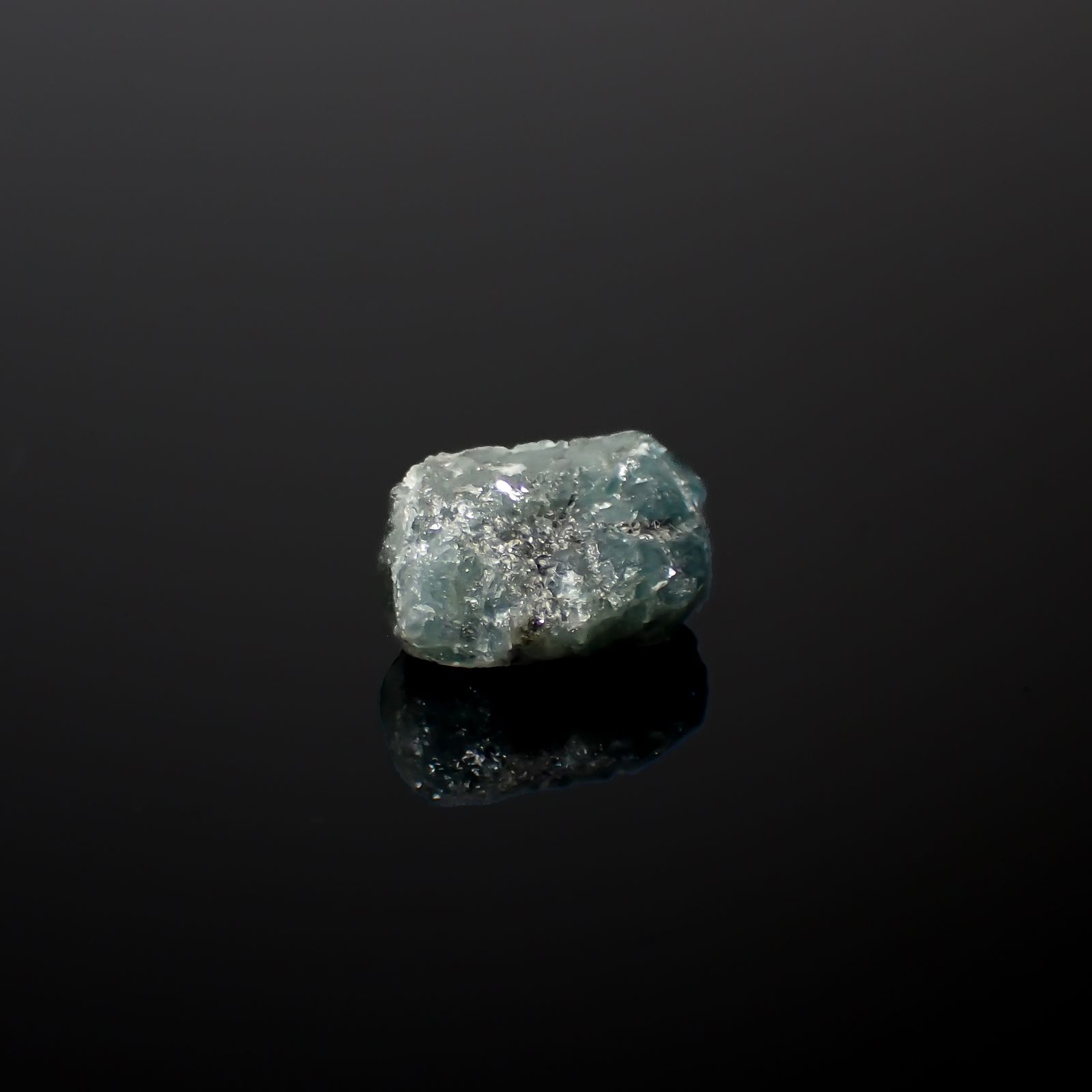 アレキサンドライト 原石 ロシア産 6.57ct[240427017]12.8x9mm前後