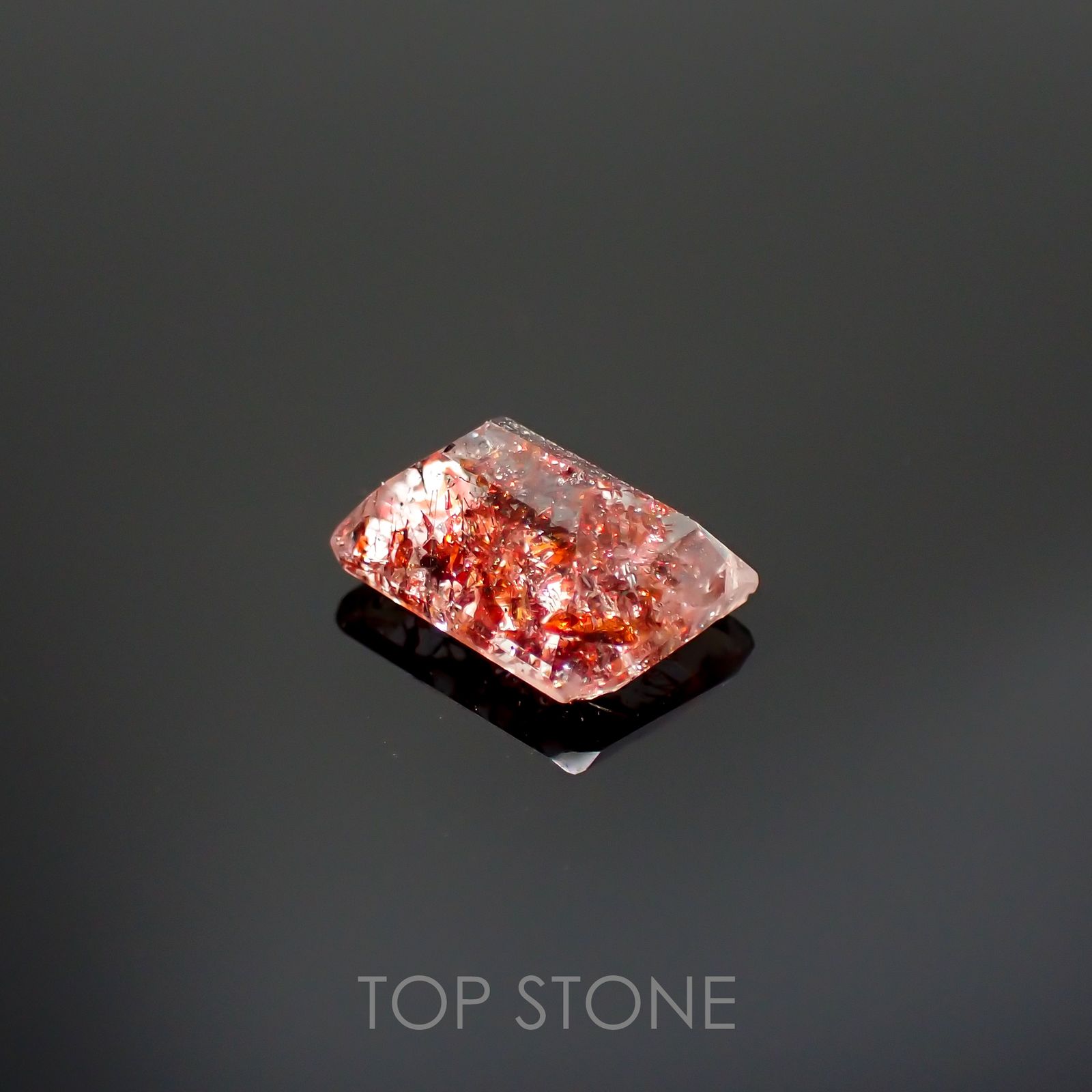 ファイヤークォーツ ナイジェリア産 1.89ct[220114755]8.8x6.6mm前後