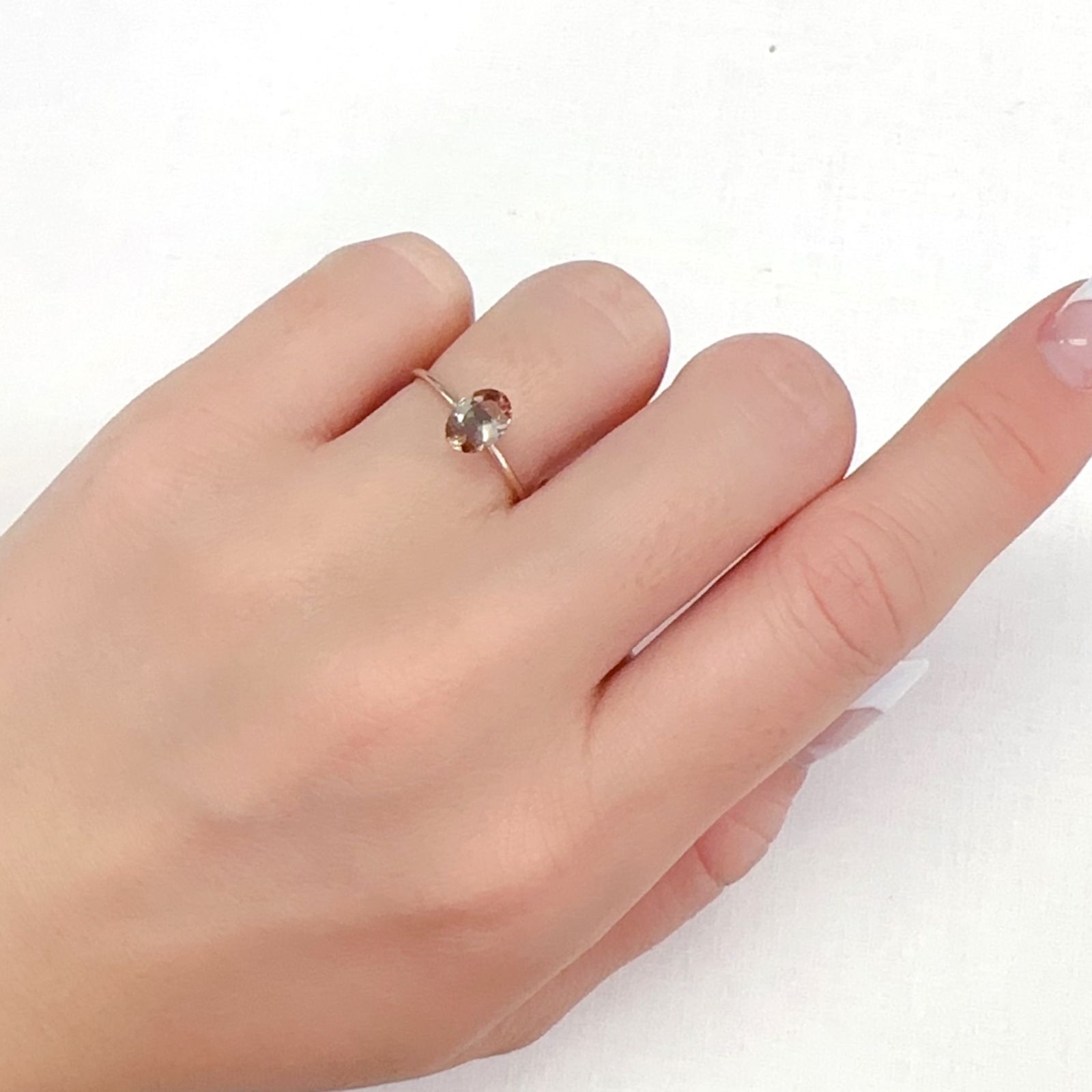 エチオピアオパール エチオピア産 0.72ct[240125324]8x6.1mm前後