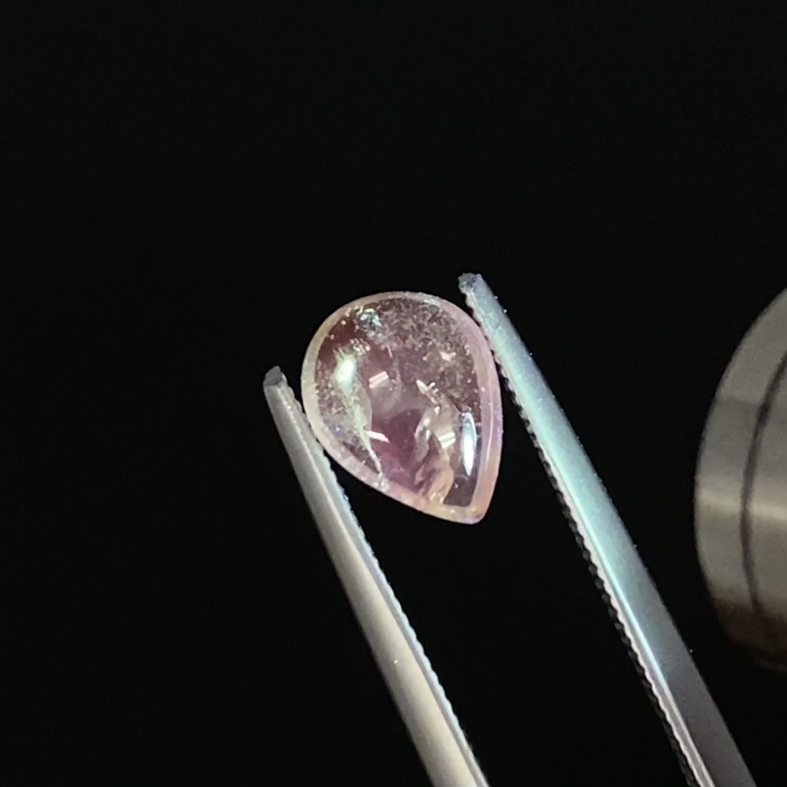 バイカラーツァボライト(宝石名グリーン グロッシュラー・ガーネット