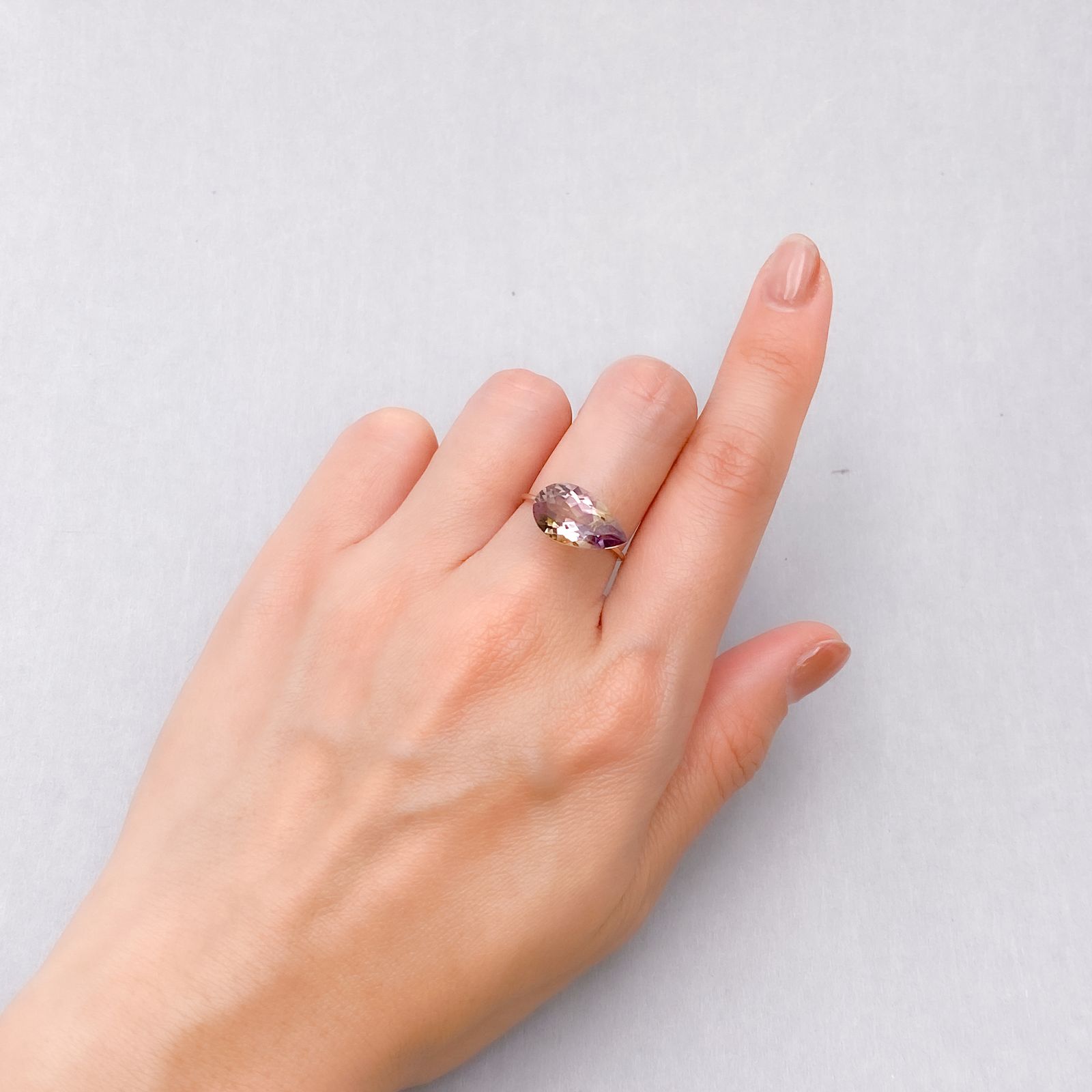 アメトリン ボリビア産 3.82ct [250129758]14.7x8.6mm前後
