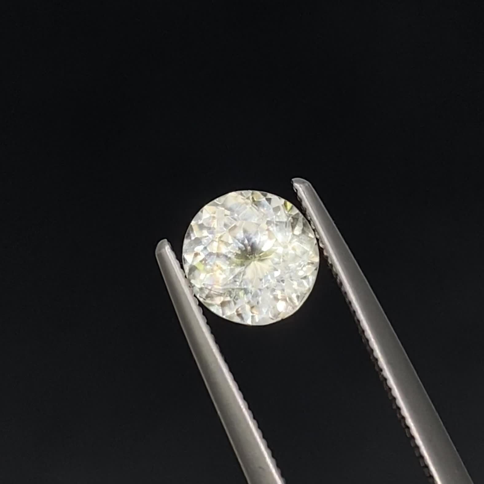 アングレサイト(宝石名アングレサイト)モロッコ産 ソ付(日独) 2.176ct