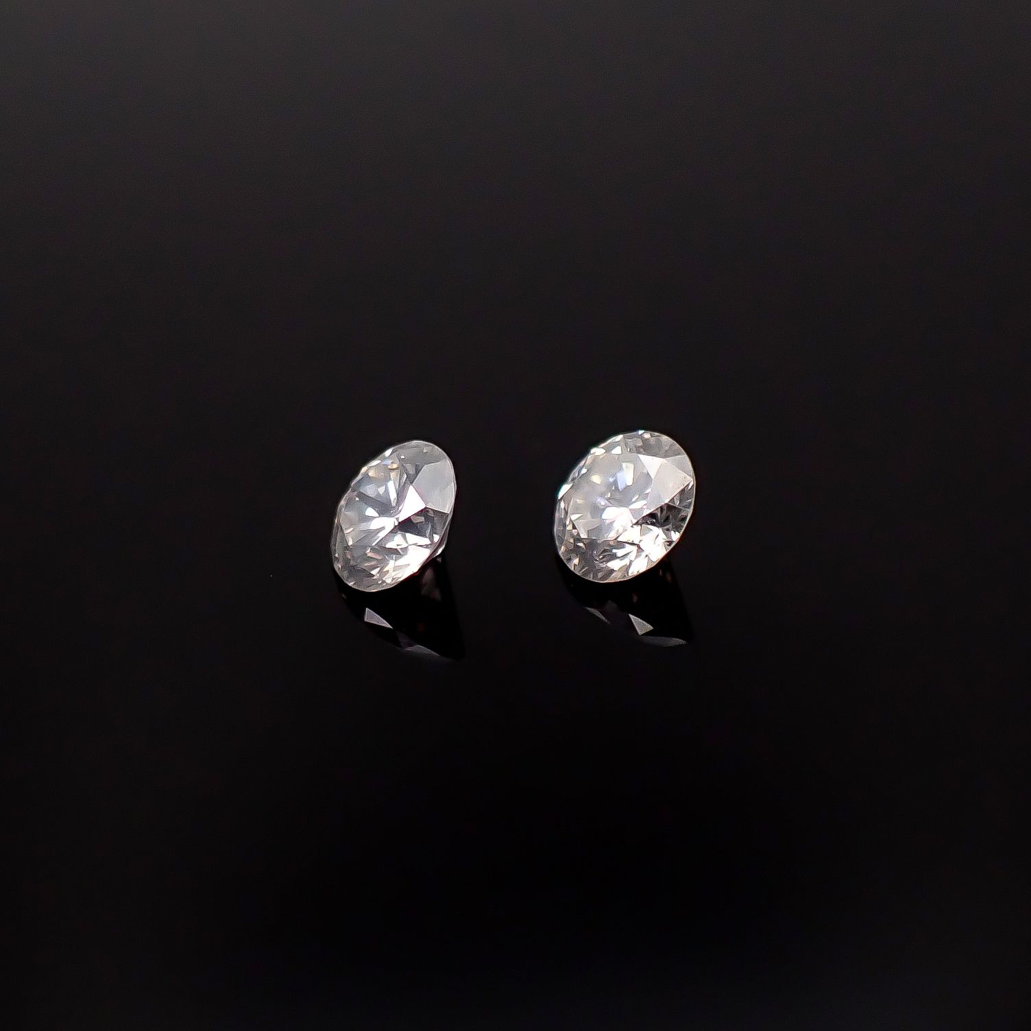 ◇ペアセット◇シルキーダイヤモンド 0.20ct(2pcs合計) / 2.9x2.9mm前後 [260431962]