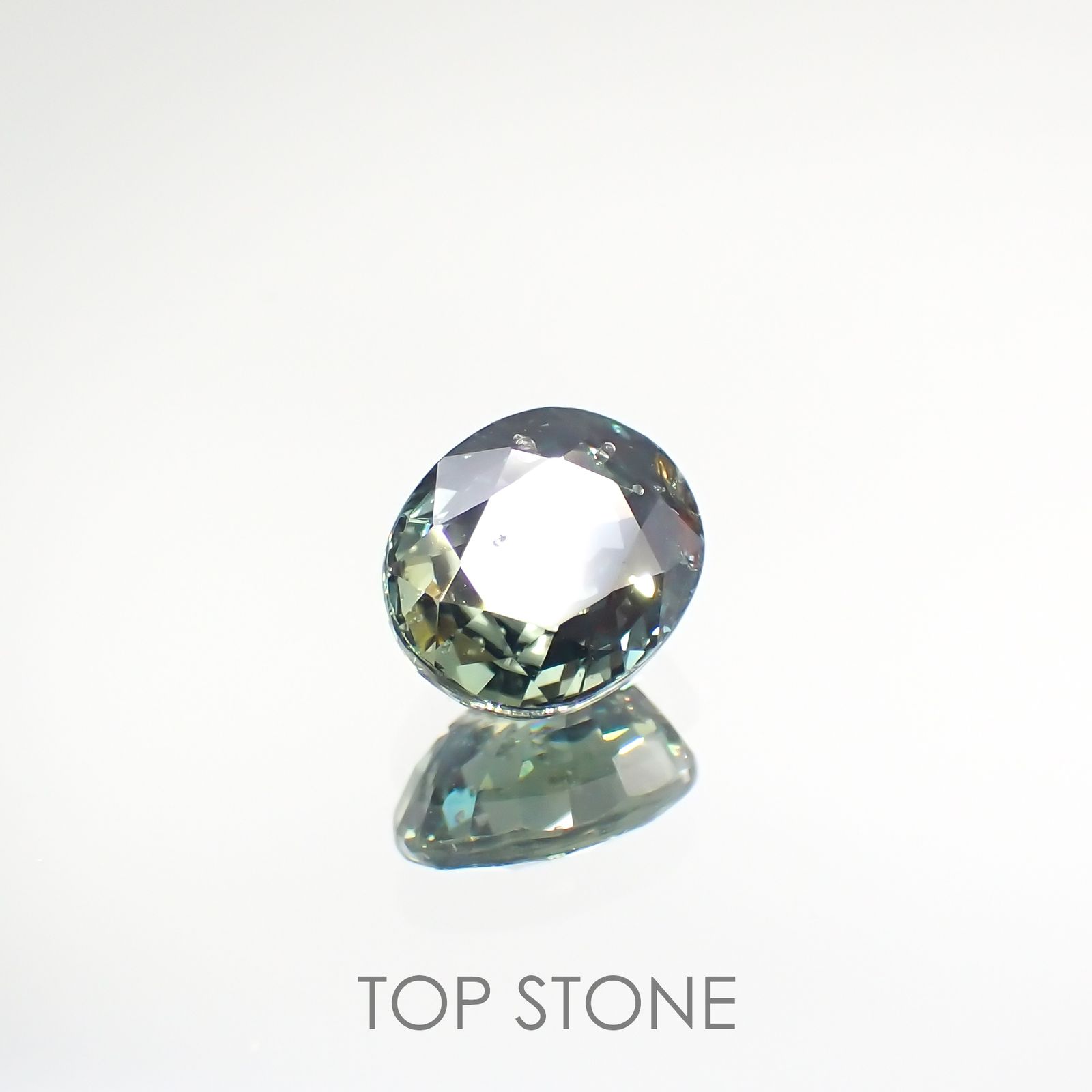 バイカラーサファイア(宝石名バイカラー・サファイア) マダガスカル/スリランカ産 1.32ct 識別済[210812474]7×5.8mm前後