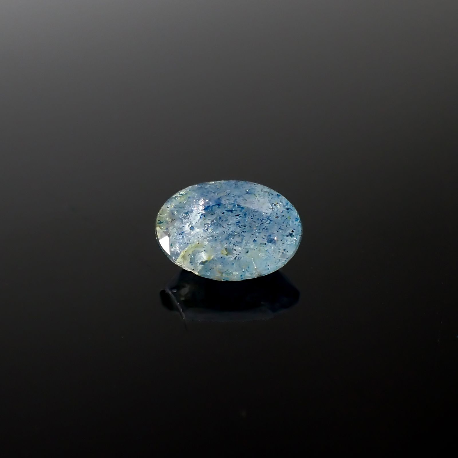 ラズライトインクォーツ アフガニスタン産 1.34ct[240125844]8.6x5.9mm前後