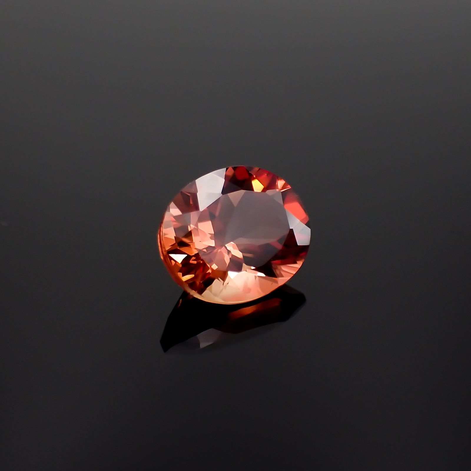 エチオピアサンストーン(宝石名アンデシン・ラブラドライト)エチオピア産 3.25ct 識別済[230321196]11.1x9mm前後