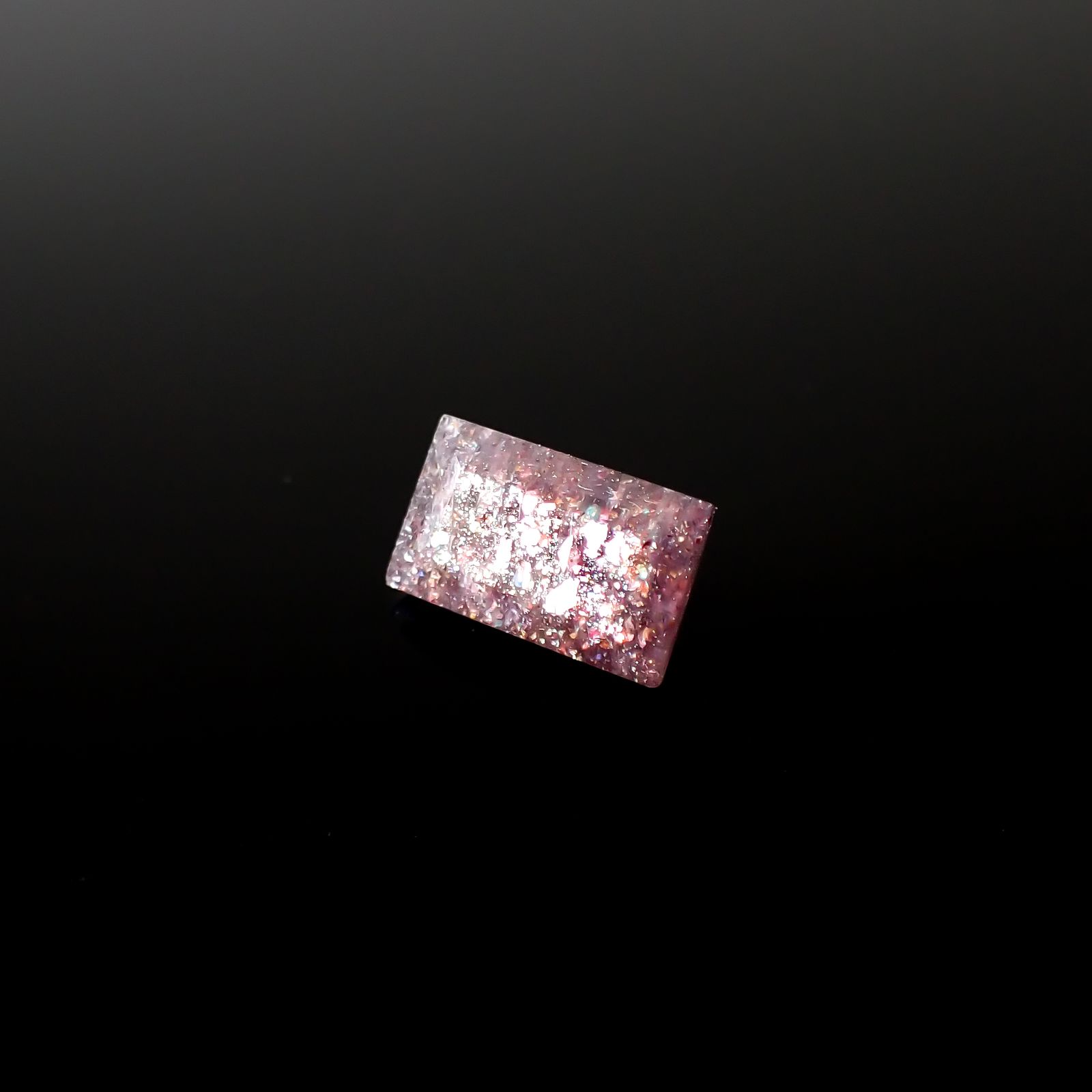 ブラッドショットアイオライト インド産 1.92ct[240125384]9.5x5.7mm前後