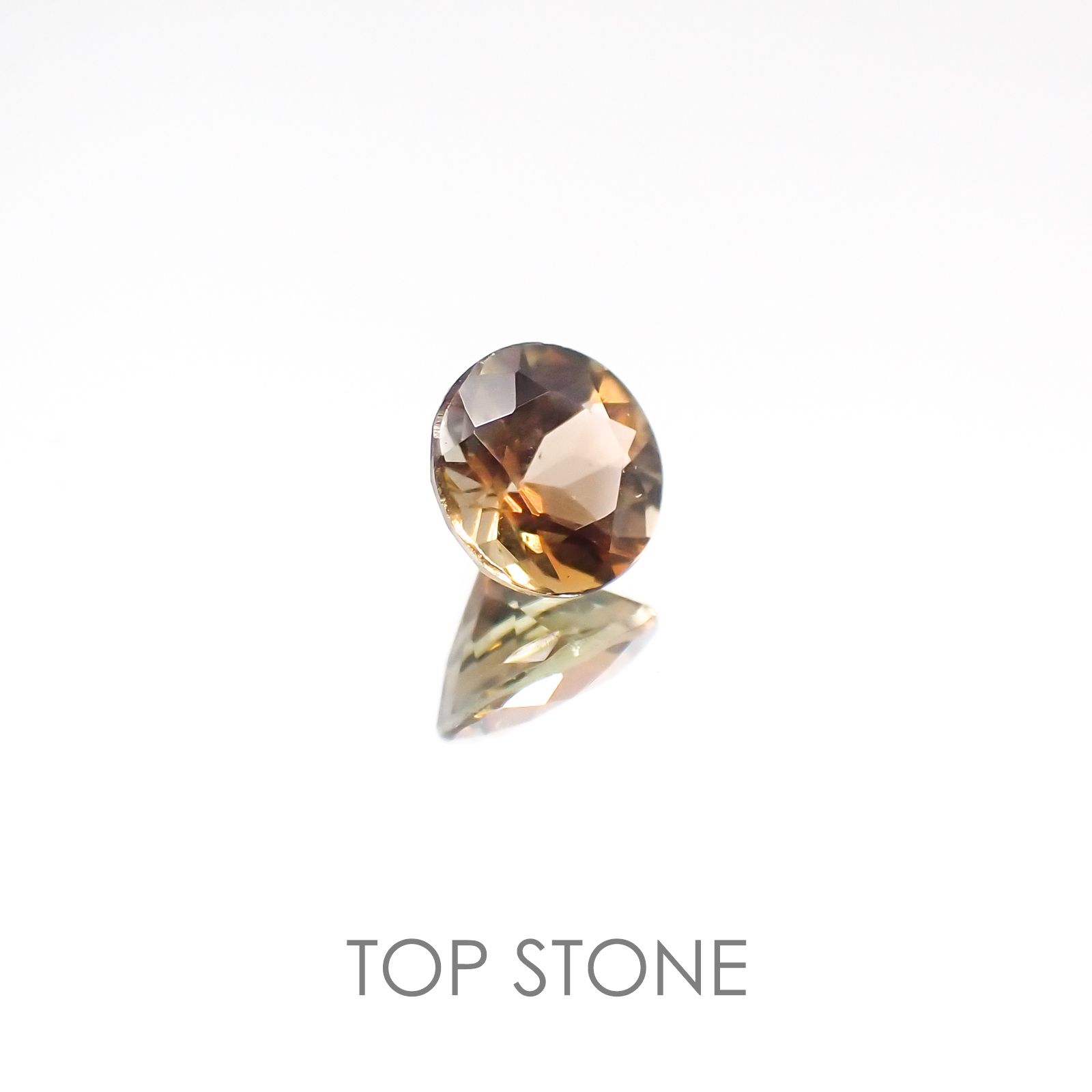 バイカラーアンダリュサイト スリランカ産 ルース 0.45ct[20117470]5×4.9mm前後