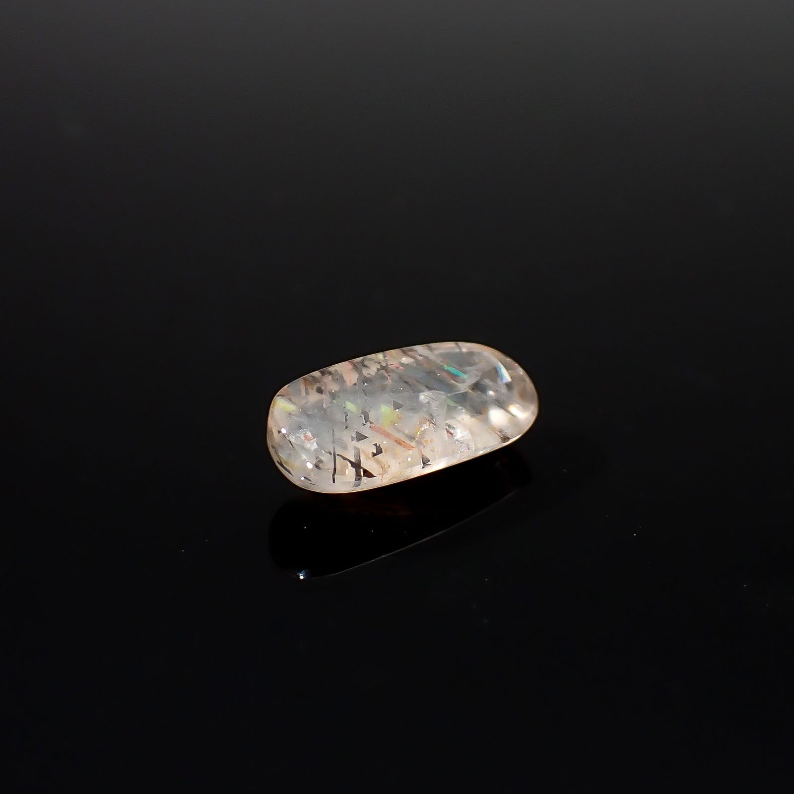 レインボーラティスサンストーン オーストラリア産 2.37ct / 12.7x6.1mm前後 [260632527]
