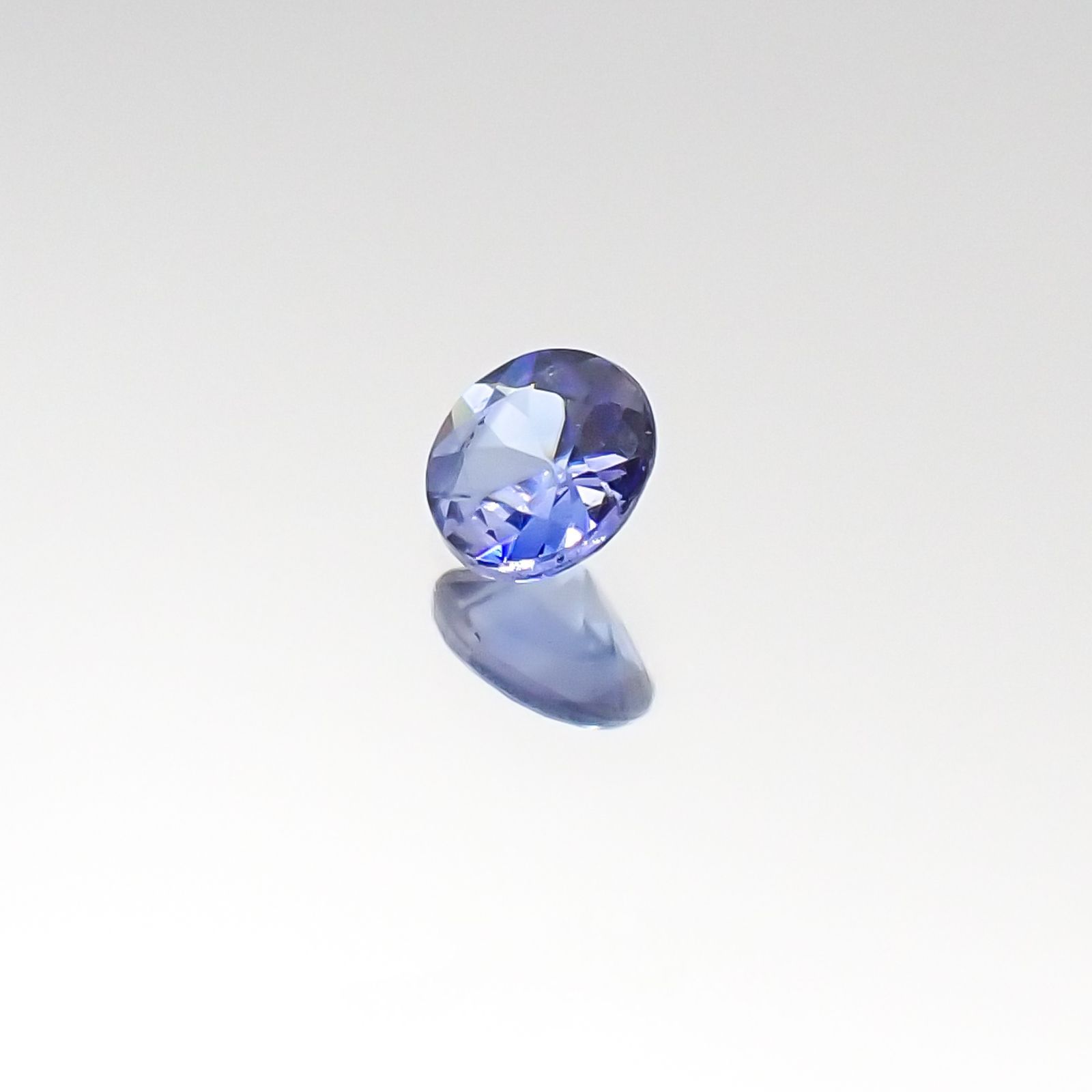 ベニトアイト(宝石名ベニトアイト) アメリカ・カリフォルニア産 0.12ct 識別済[20095848]3.2×3.1mm前後