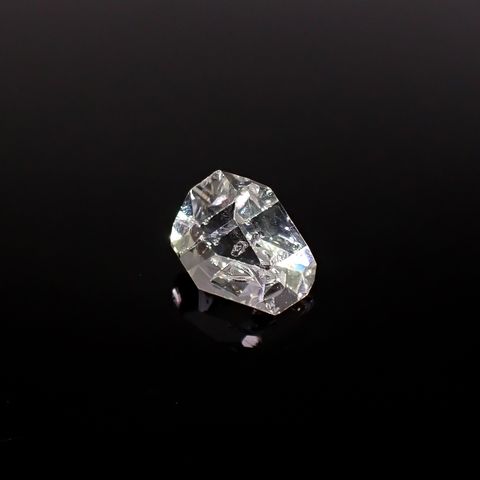 ハーキマーダイヤモンド 原石 アメリカ・ニューヨーク州産 13.56ct / 17.5x13.8mm前後 [260231776]