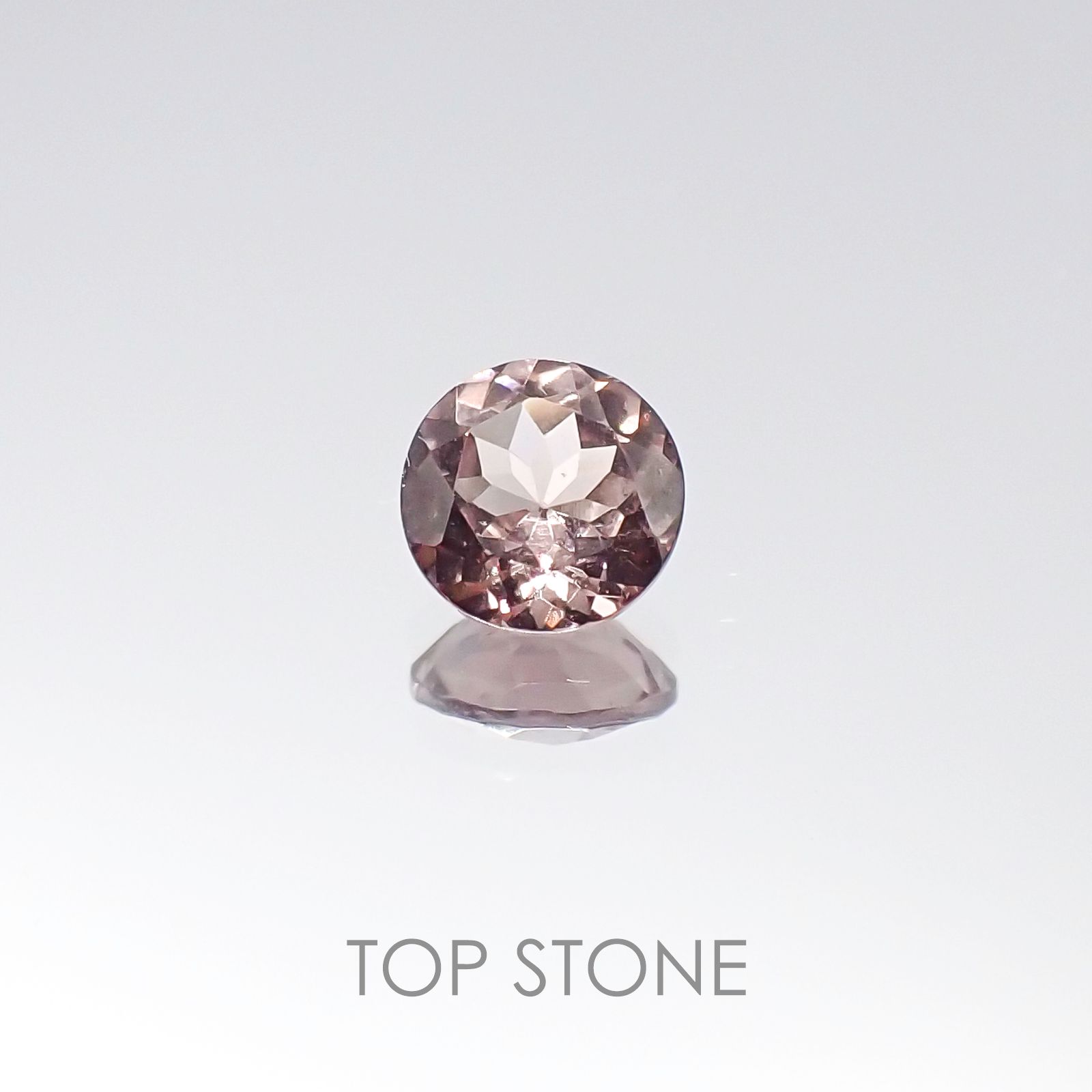 カラーチェンジマラヤガーネット(宝石名ガーネット) タンザニア・マヘンゲ産 0.58ct 識別済[20106087]5.2×5.1mm前後